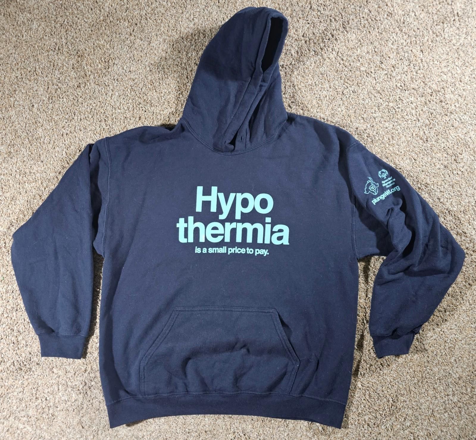 Gildan WI Polar Bear Plunge HYPOTHERMIA Hoodie XL Blue Size US XL / EU 56 / 4 - 1 Thumbnail