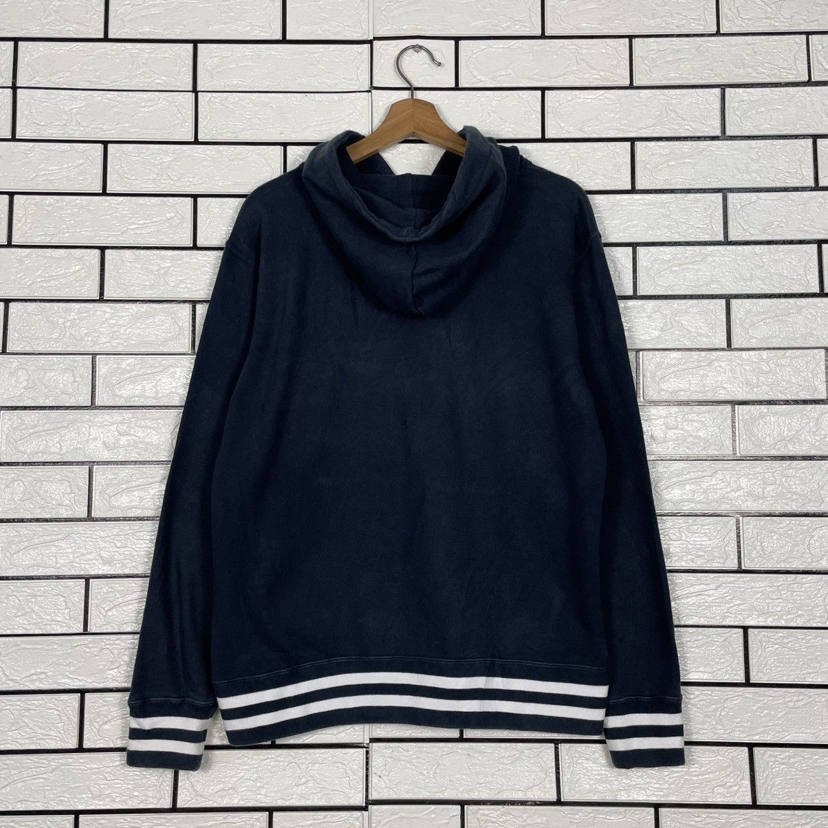 Champion Champion Black Pullover Hoodie Size US M / EU 48-50 / 2 - 6 Thumbnail