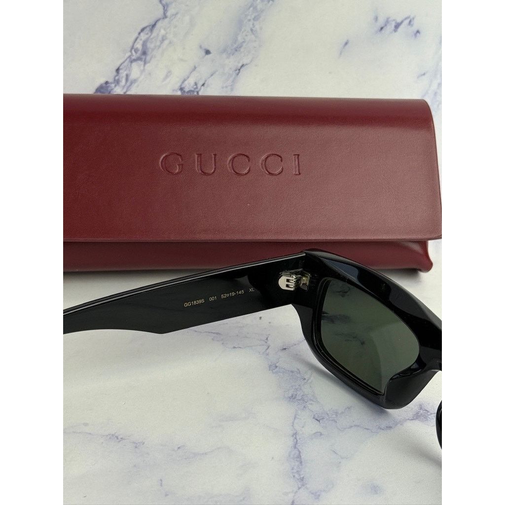 Gucci NEW Gucci GG1839S Miami Black Slim Unisex Logo Sunglasses Size ONE SIZE - 5 Thumbnail