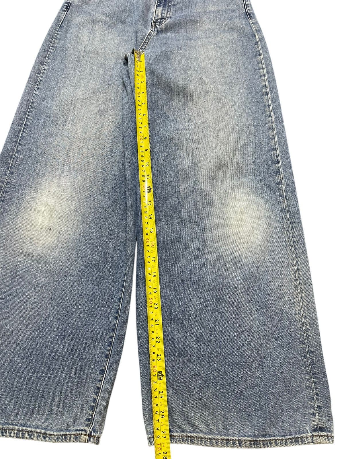 Uniqlo Vintage Japanese Uniqlo Blue Faded Wash Style Baggy Jeans Size US 28 / EU 44 - 13 Thumbnail