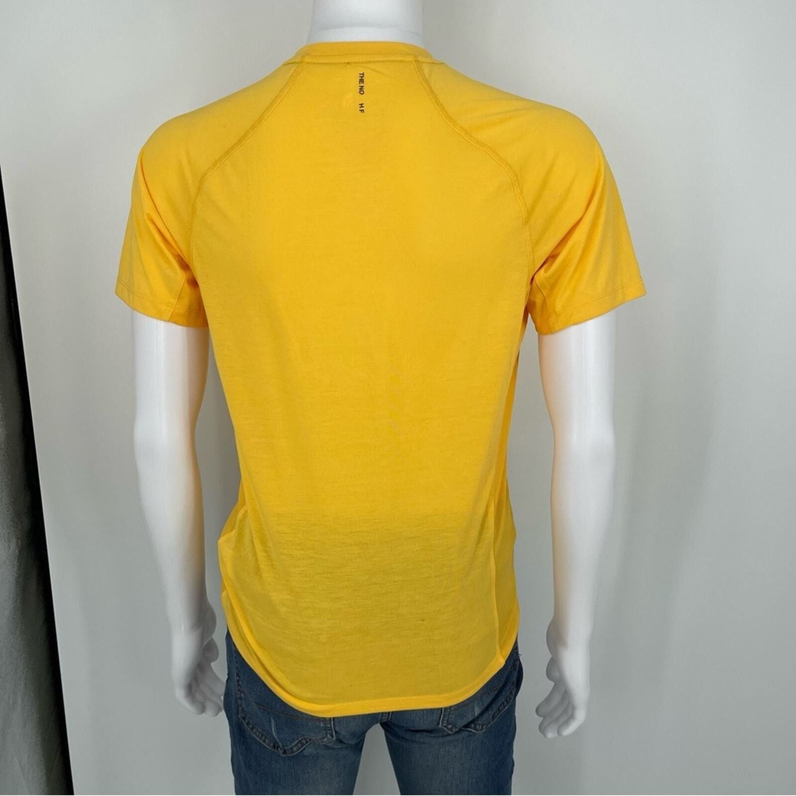 The North Face The North Face Dome Active Yellow Graphic Tee Size Small Size US S / EU 44-46 / 1 - 7 Thumbnail