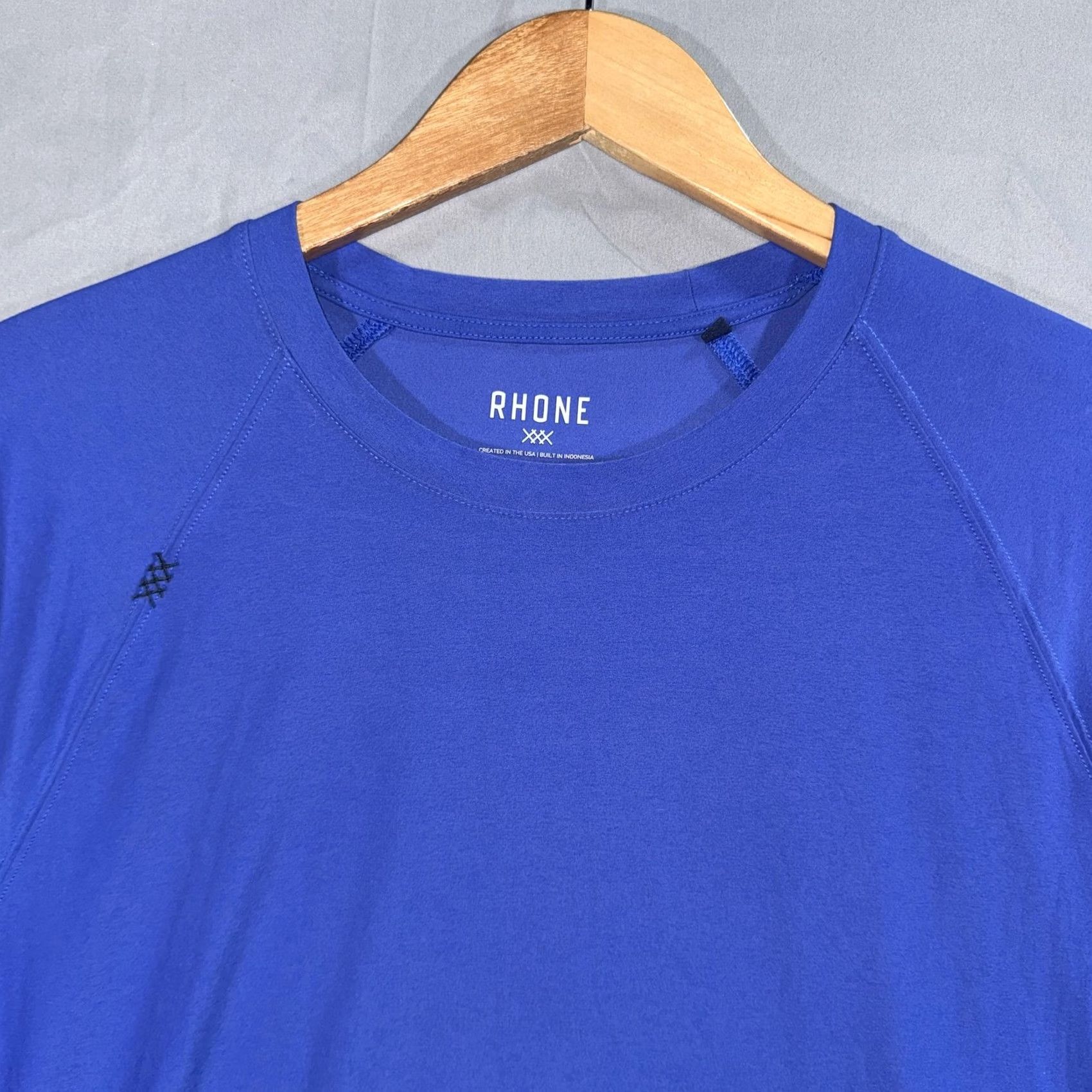 Rhone Rhone Mens XL Blue Long Sleeve T-Shirt Lightweight Performance Running Gym Training Crew Neck Raglan Sleeve Moisture Wicking Stretch Tagless Solid Size US XL / EU 56 / 4 - 3 Thumbnail