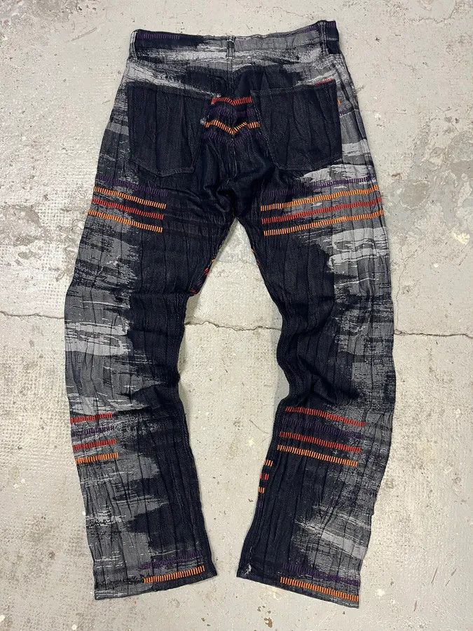 Issey Miyake 2000s Issey Miyake Navy & Grey Color Stripes Relief Pants Size US 30 / EU 46 - 7 Thumbnail