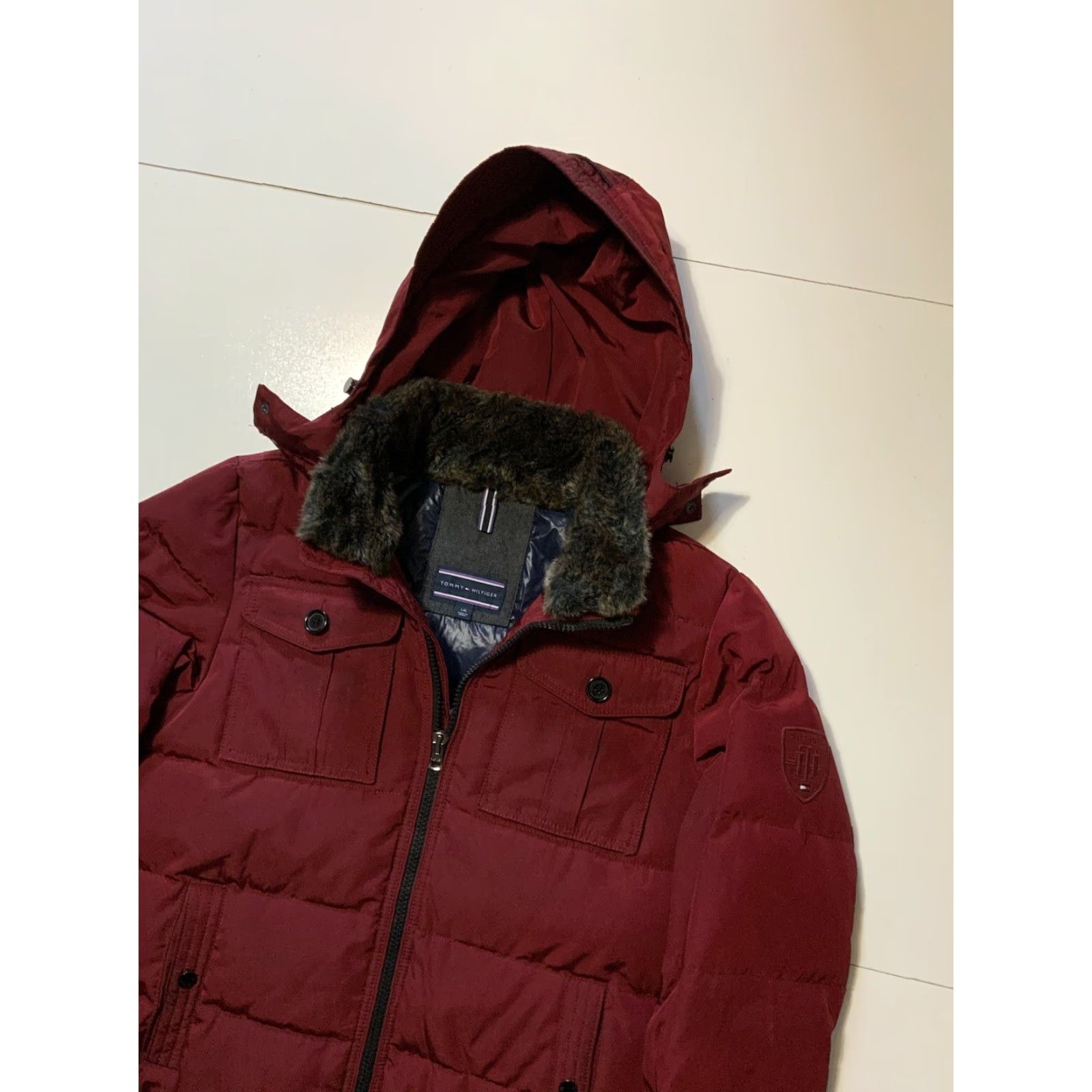 Tommy Hilfiger Tommy Hilfiger Puffer Jacket Quilted Down Faux Fur Full Zip Red Sz. L Mens Size US L / EU 52-54 / 3 - 5 Thumbnail