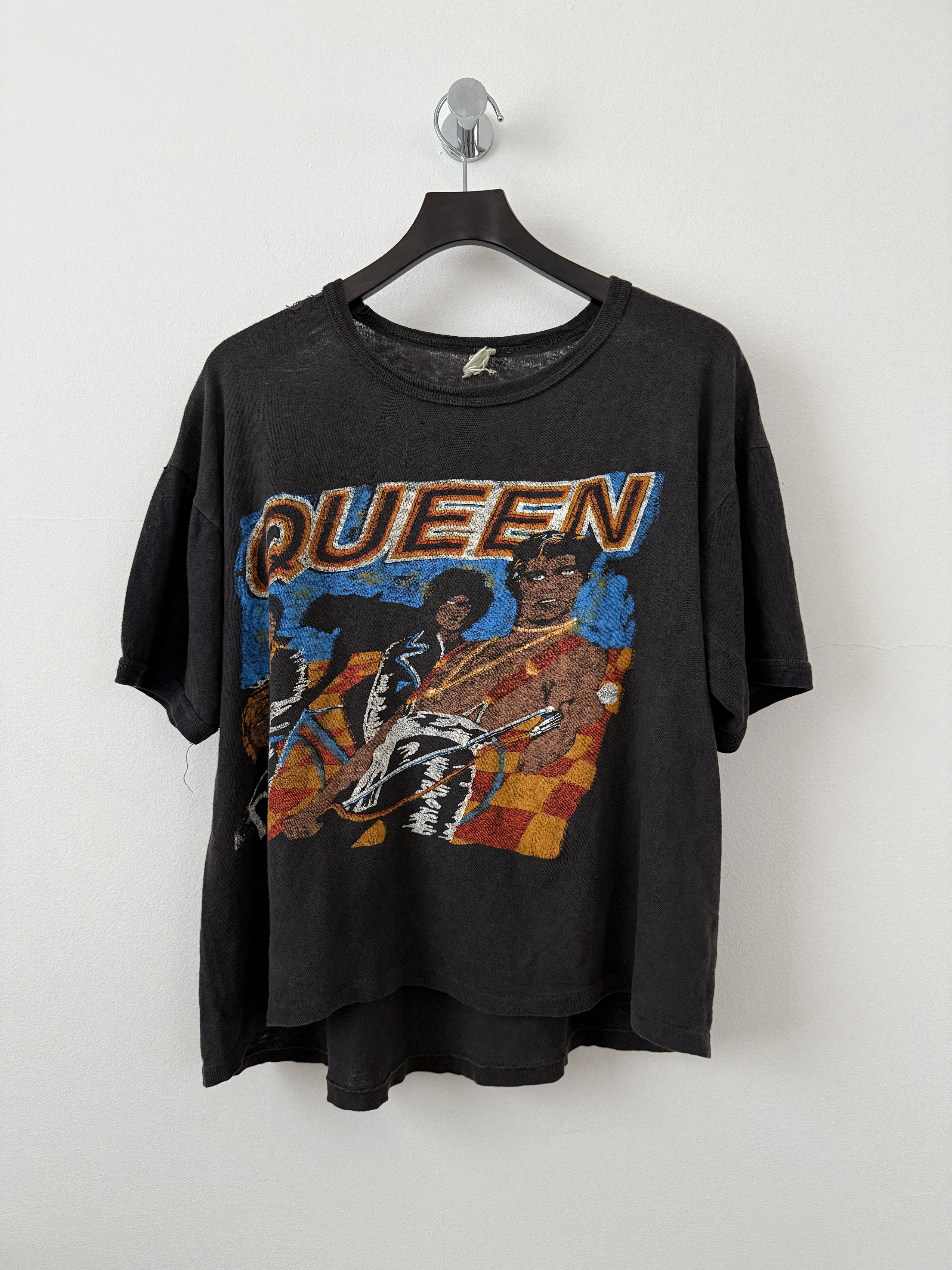 Vintage 1980 Queen Tour Tee Size US S / EU 44-46 / 1 - 1 Thumbnail