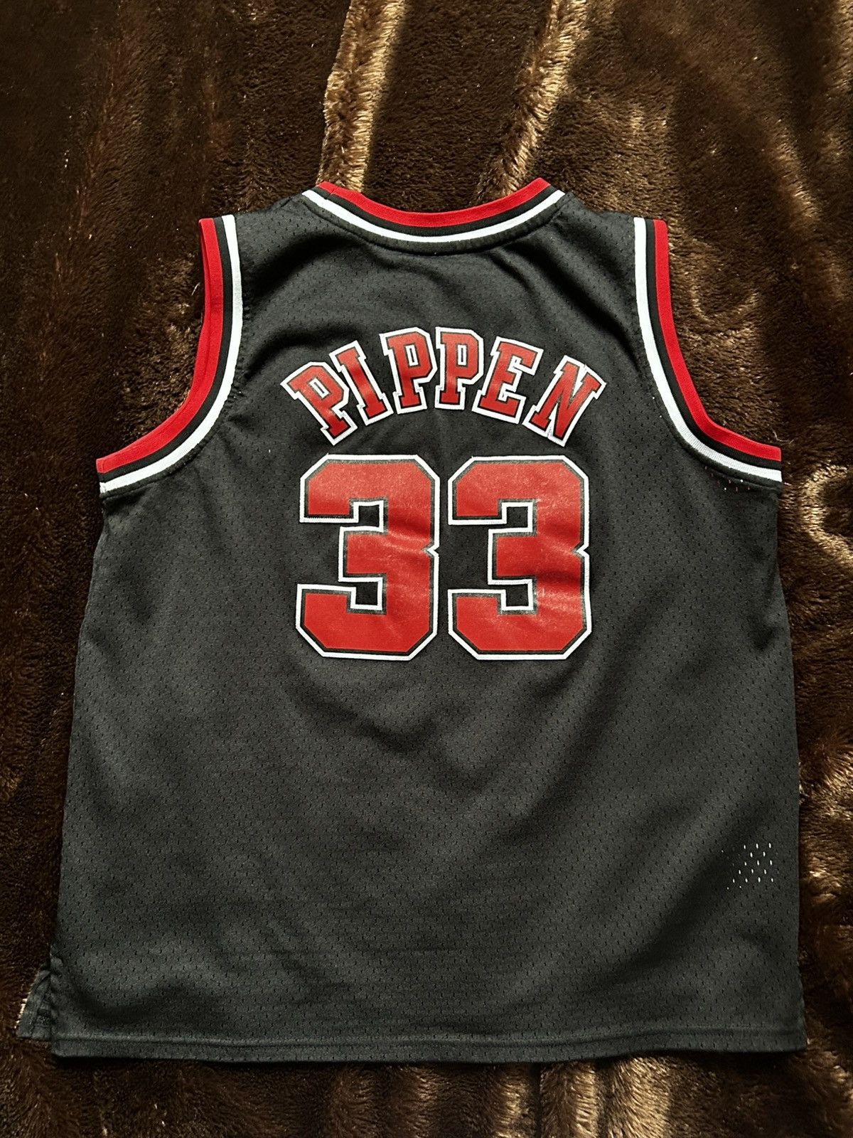 Mitchell & Ness Scottie Pippen Chicago Bulls Retro Jersey Size US XL / EU 56 / 4 - 2 Thumbnail