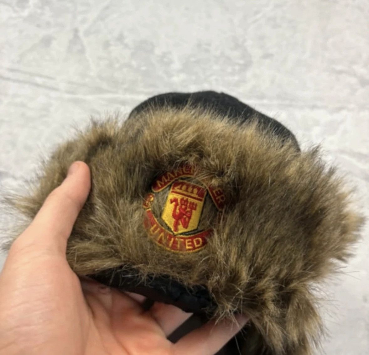 Vintage Vintage Manchester United Winter Cap Hat y2k 1997 red devils Size ONE SIZE - 2 Thumbnail