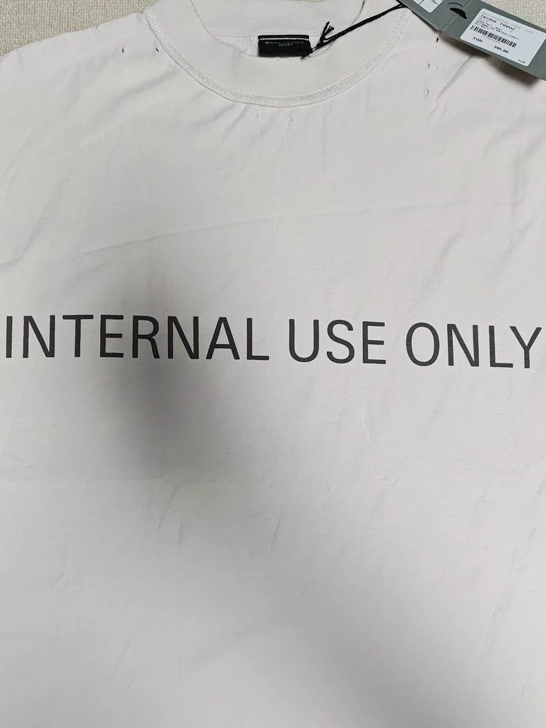 Balenciaga Balenciaga 24 Fall/Winter internal use only slogan reverse Size US M / EU 48-50 / 2 - 4 Thumbnail