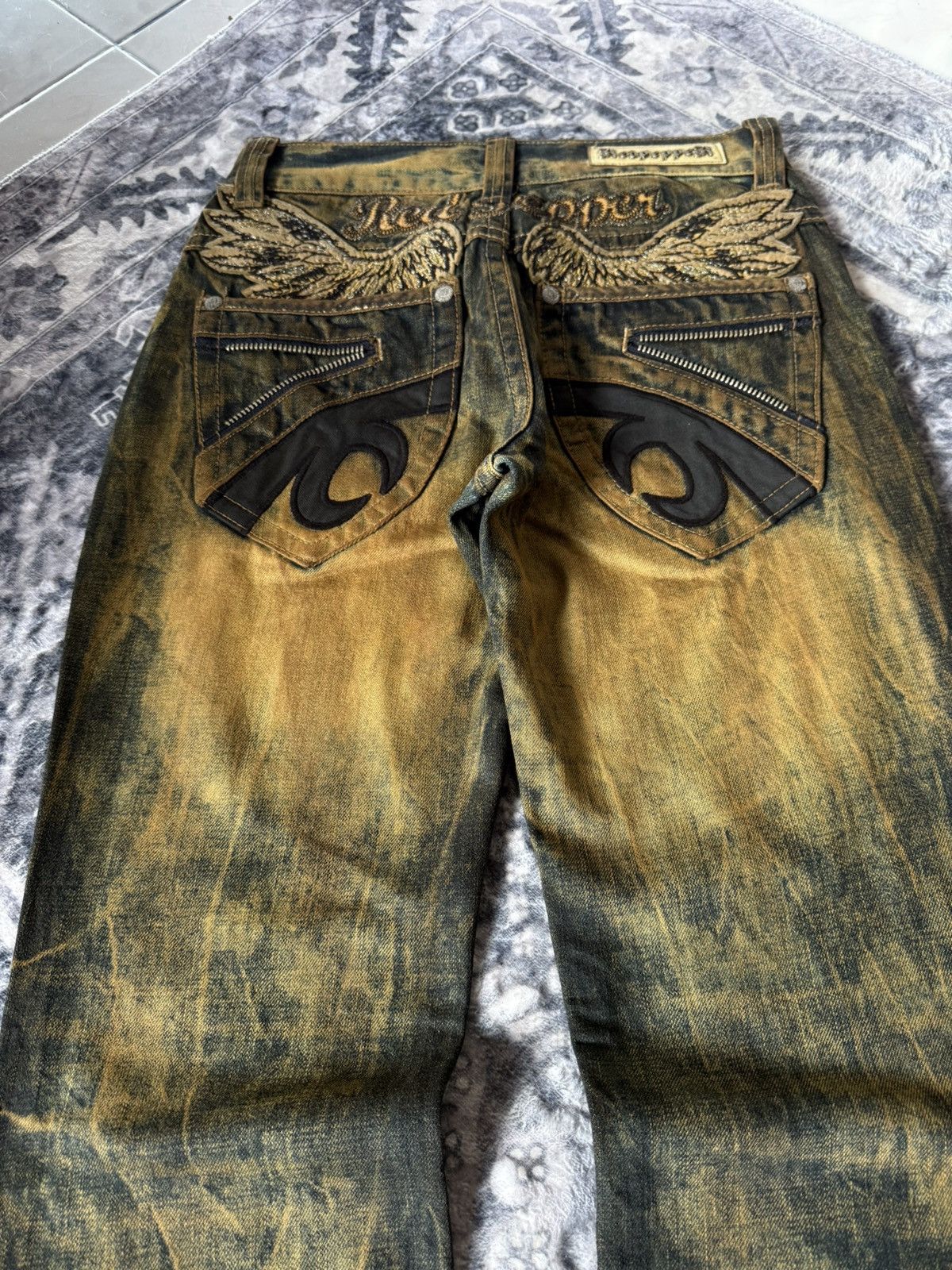 If Six Was Nine Red Pepper Shadow Mud Wash Embroidered Wings Jeans Size US 29 - 4 Thumbnail