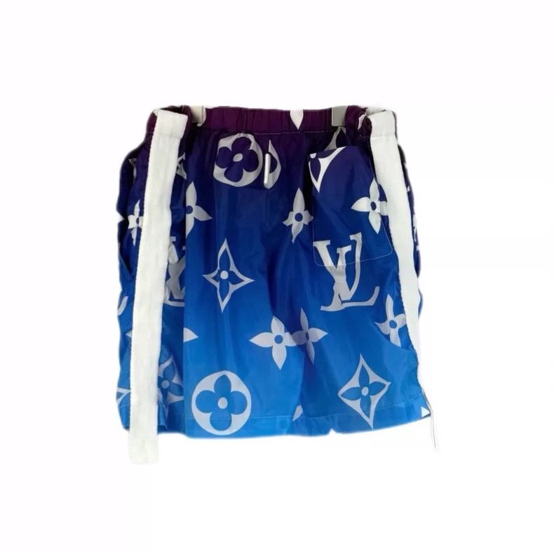 Louis Vuitton Louis Vuitton Blue and purple gradient color full logo beac Size US 38 / EU 54 - 2 Thumbnail