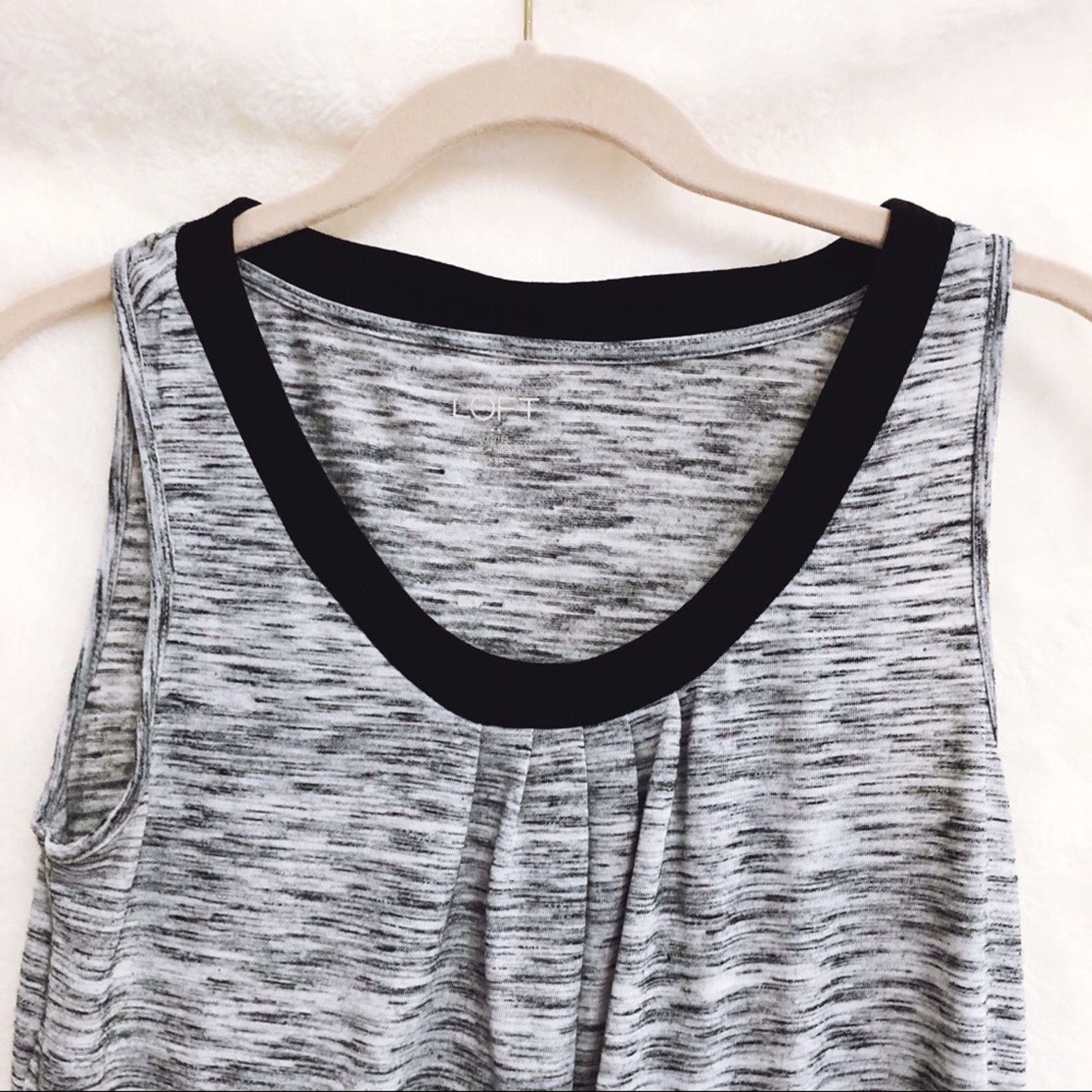 Loft LOFT Gray & Black Outlined Sleeveless Top Size XS / US 0-2 / IT 36-38 - 2 Thumbnail