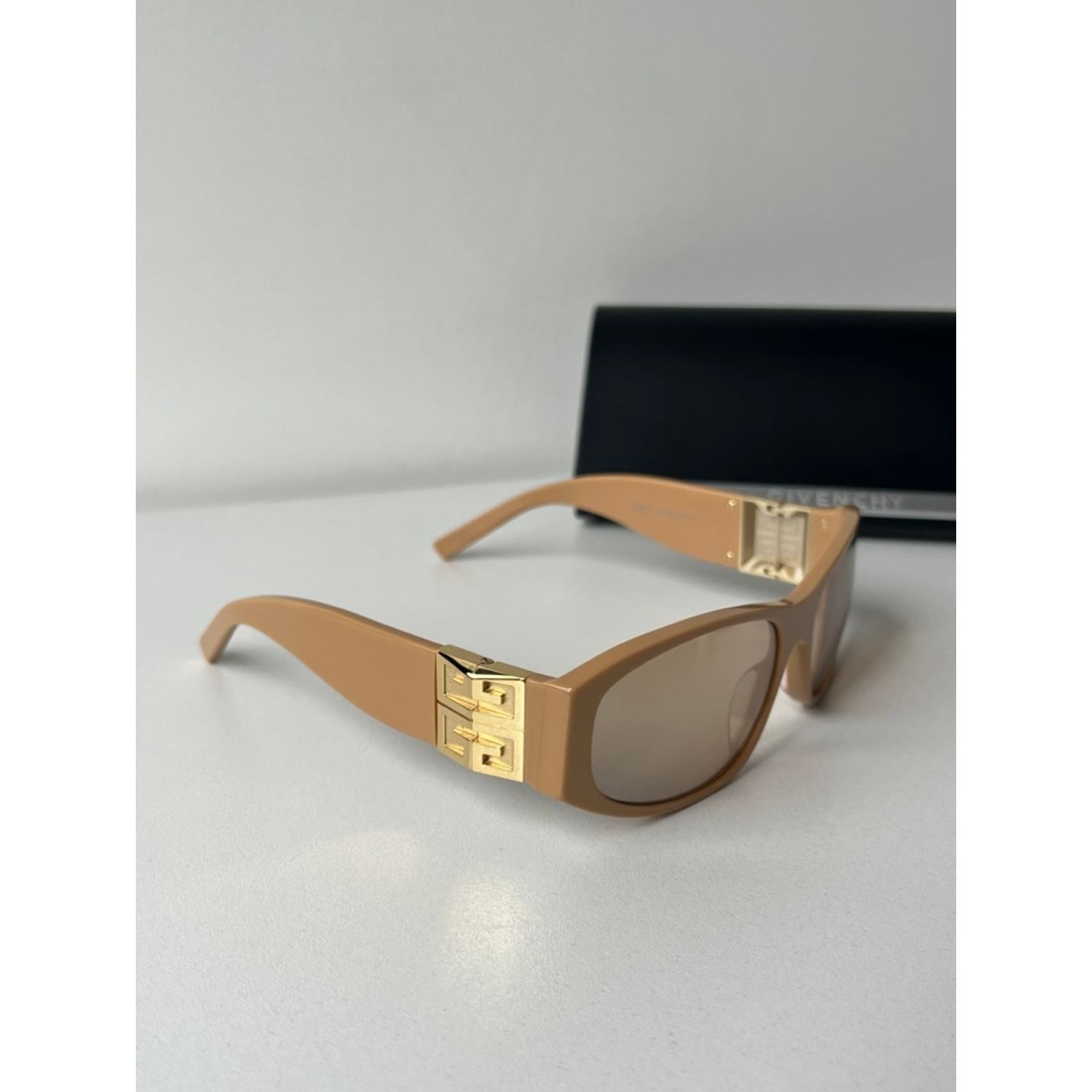 Givenchy NEW Givenchy GV40054I Beige Monogram Logo Sunglasses Size ONE SIZE - 4 Thumbnail
