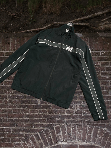 Nike × Vintage Vintage Nike Jacket Swoosh Big Logo Y2K Size US L / EU 52-54 / 3 - 1 Thumbnail
