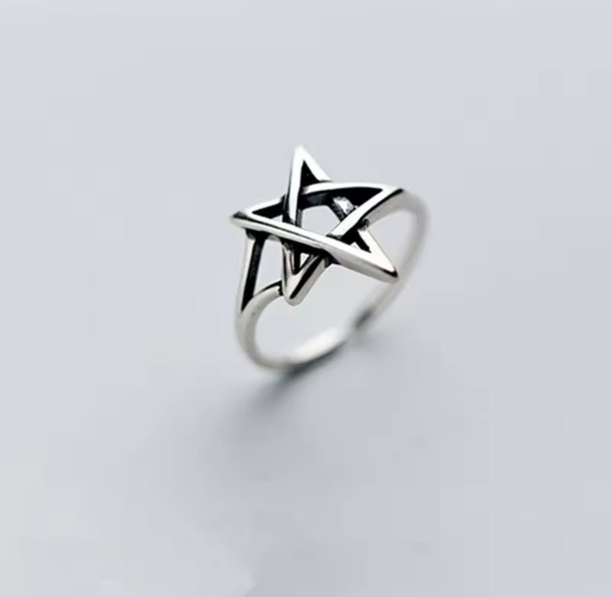 Jewelry 925 Sterling Silver Retro Stars Women's Ring Size ONE SIZE - 1 Thumbnail