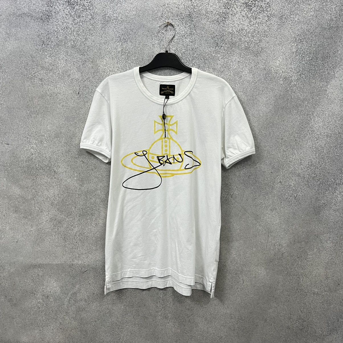 Vivienne Westwood Vivienne Westwood T shirt Big Logo White Size US M / EU 48-50 / 2 - 1 Thumbnail
