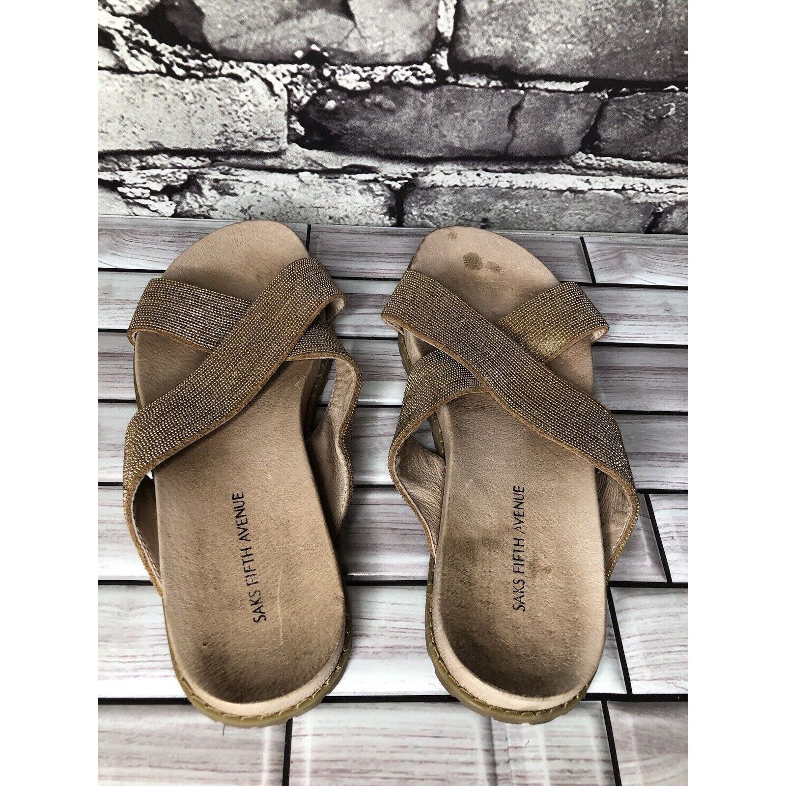 Saks Fifth Avenue Saks Fifth Avenue Tan Gold Beaded Slide Leather Casual Sanda Size US 6 / IT 36 - 4 Thumbnail