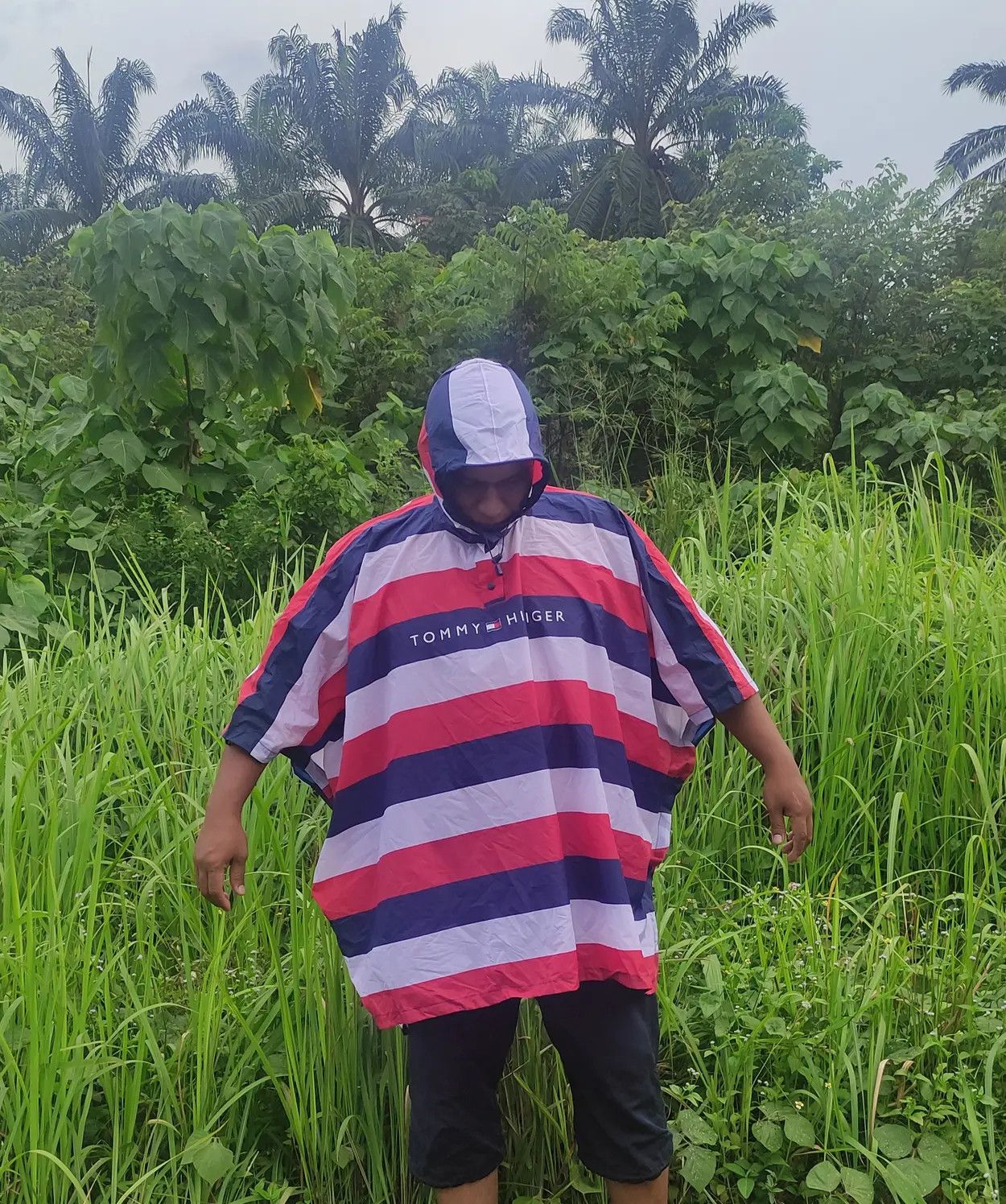 Tommy Hilfiger NOS🔥 TOMMY HILFIGER PONCHO /CAPE RAINCOAT Size US L / EU 52-54 / 3 - 2 Thumbnail