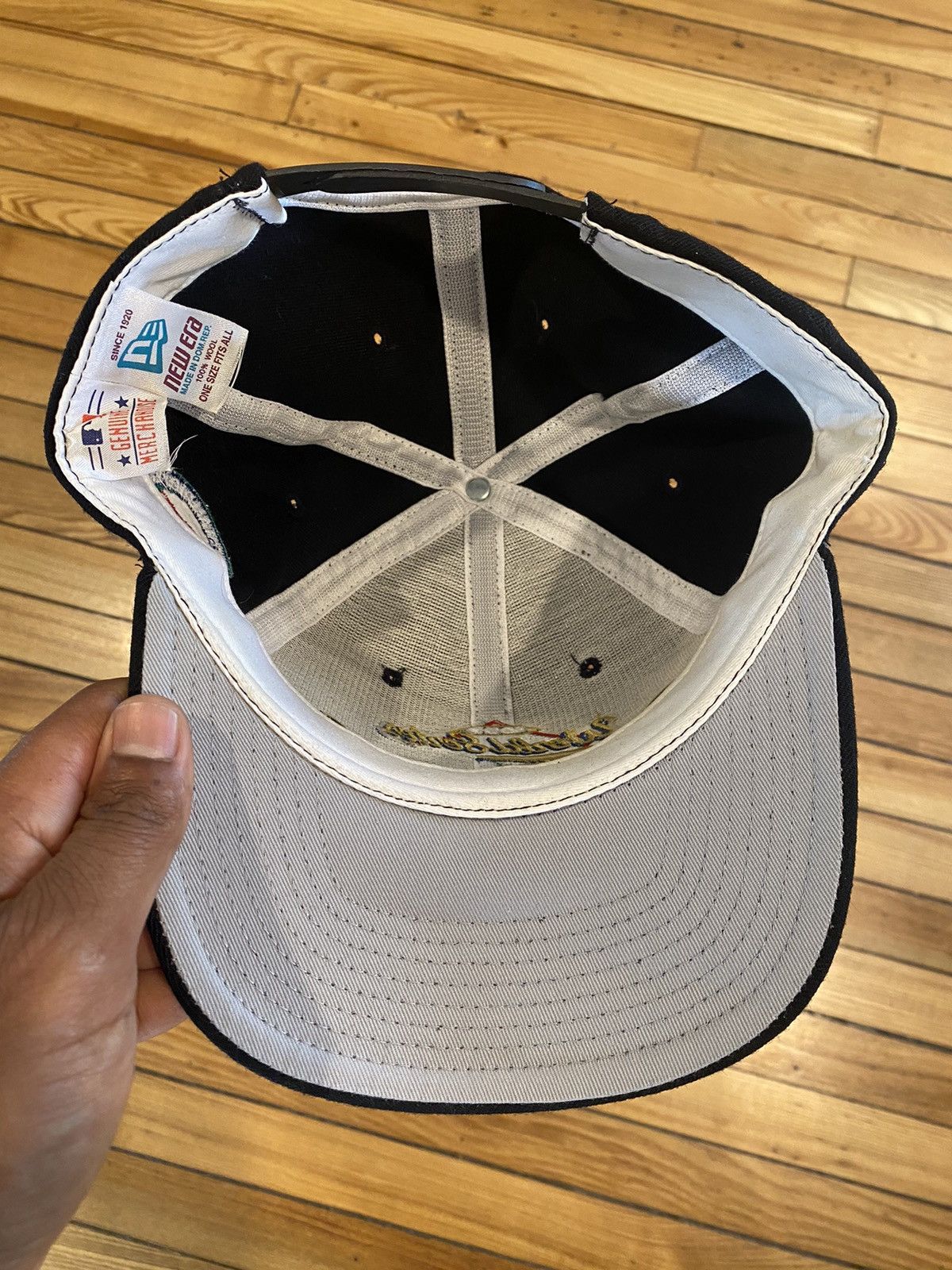 New Era 1997 clubhouse SnapBack Florida Marlins World Series 🌎 Size ONE SIZE - 4 Thumbnail