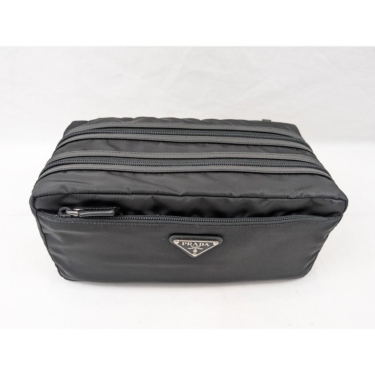 Prada o1rshd1 Size: OS / Tessuto Saffian Travel Pouch in Black Size ONE SIZE - 2 Thumbnail