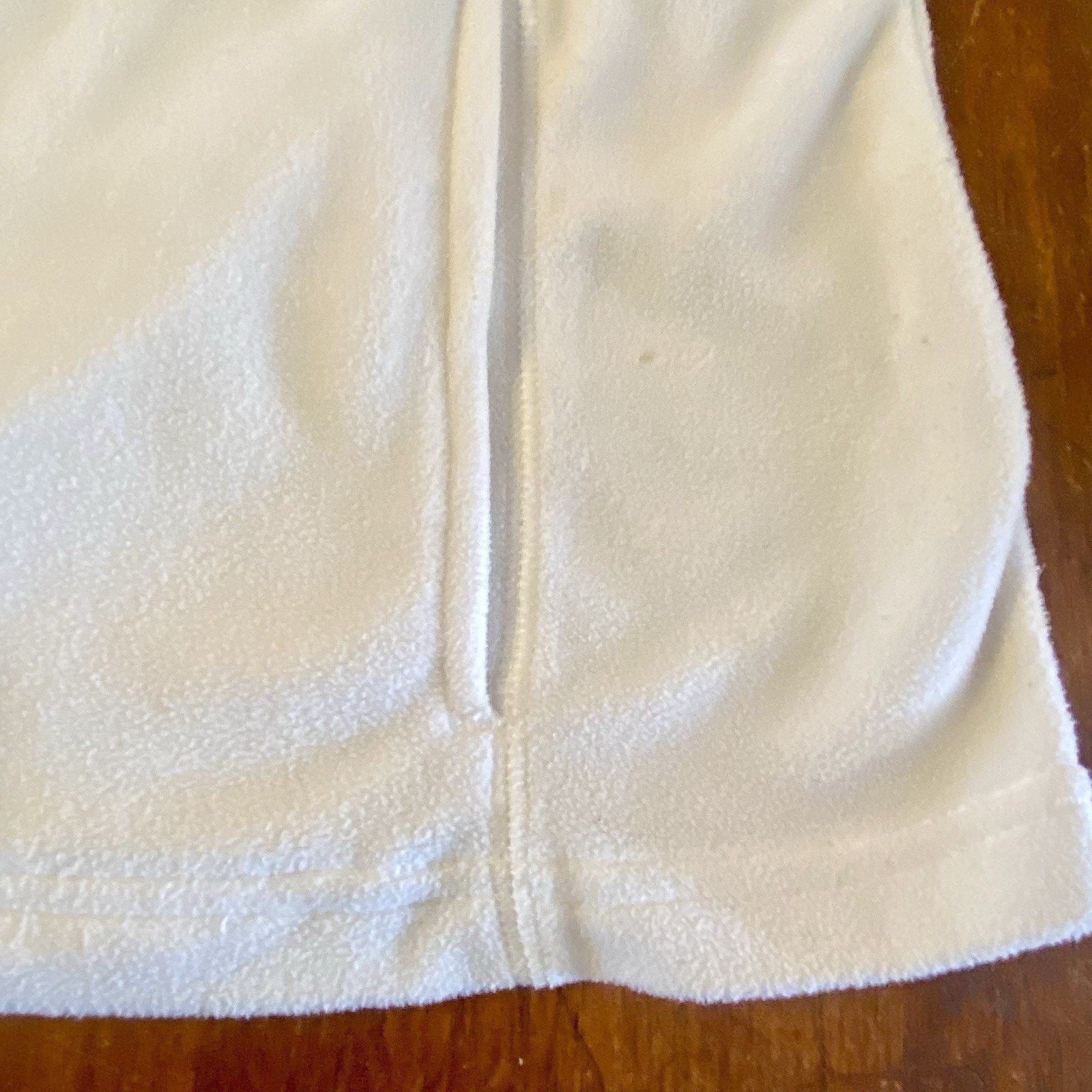 Reebok Women’s XL Jacket Cozy Weight light Reebok Ivory Full Zip Size XL / US 12-14 / IT 48-50 - 6 Thumbnail
