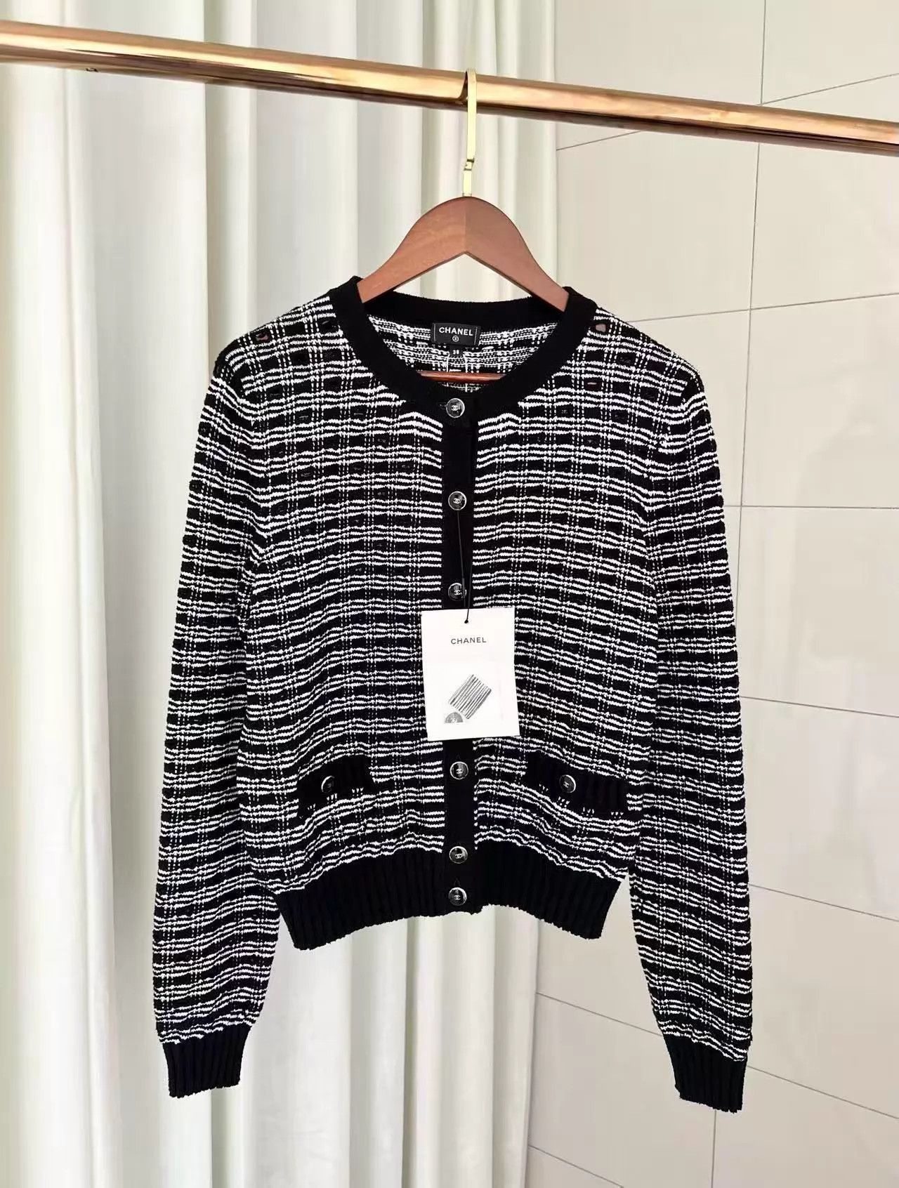 Chanel Chanel 25p Black & White Stripe Knit Cardigan Size 38 Size S / US 4 / IT 40 - 1 Thumbnail