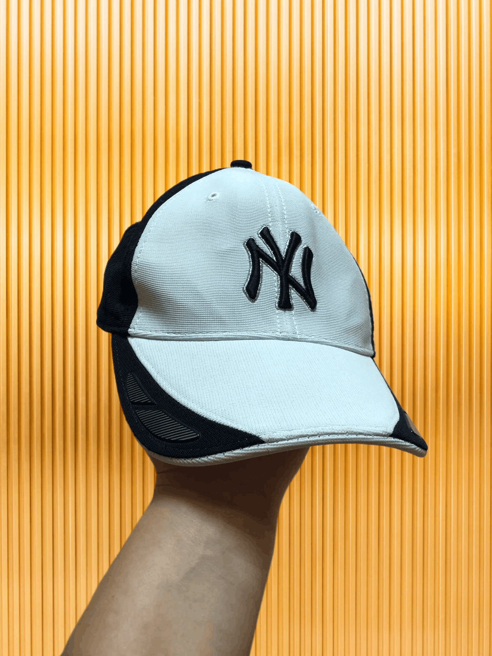 New York Yankees Vintage Cap New York Yankees Y2K Hats logo streetwear Size ONE SIZE - 1 Thumbnail