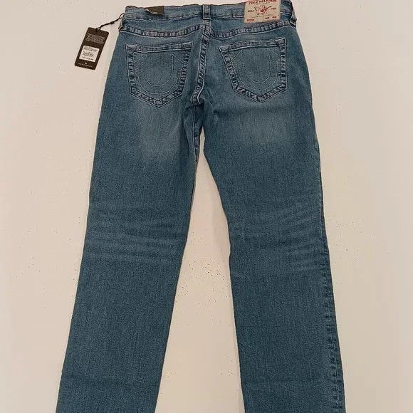 True Religion Men's Geno Relaxed Slim Fit Jeans (Size 31)