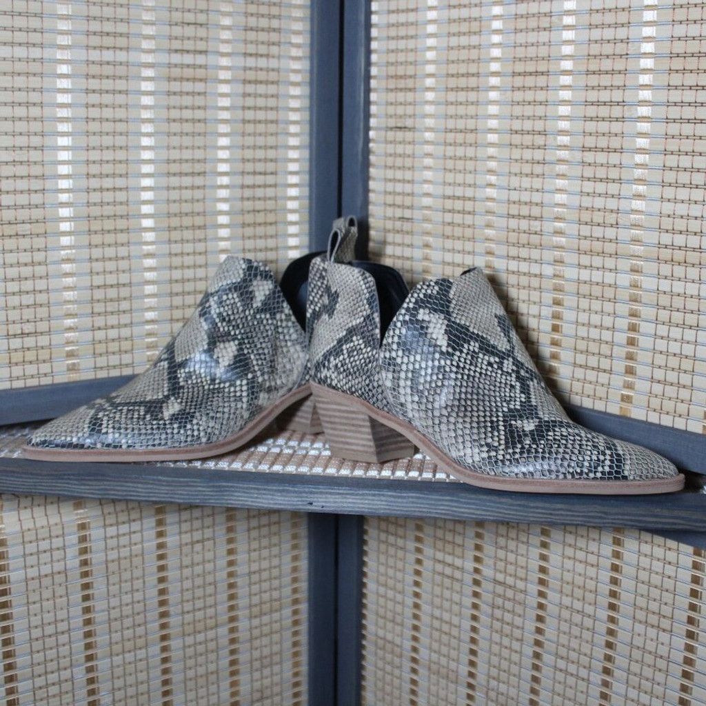 Dolce Vita Dolce Vita Black and Cream Faux Snake Skin Booties NWOB Size US 9 / IT 39 - 4 Thumbnail