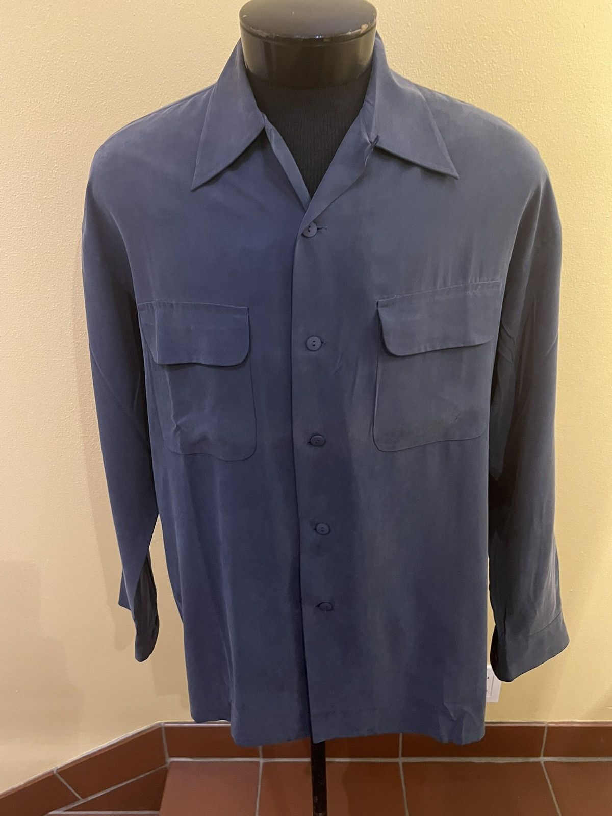 Equipment Incredible barely worn navy Equipment shirt size large Size US L / EU 52-54 / 3 - 1 Thumbnail