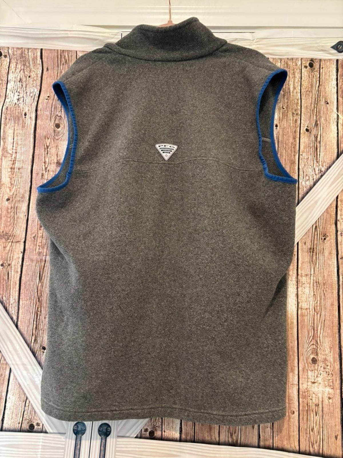 Columbia Mens or Womens Columbia fleece vest grey sz XL preloved #285 Size XL / US 12-14 / IT 48-50 - 2 Thumbnail
