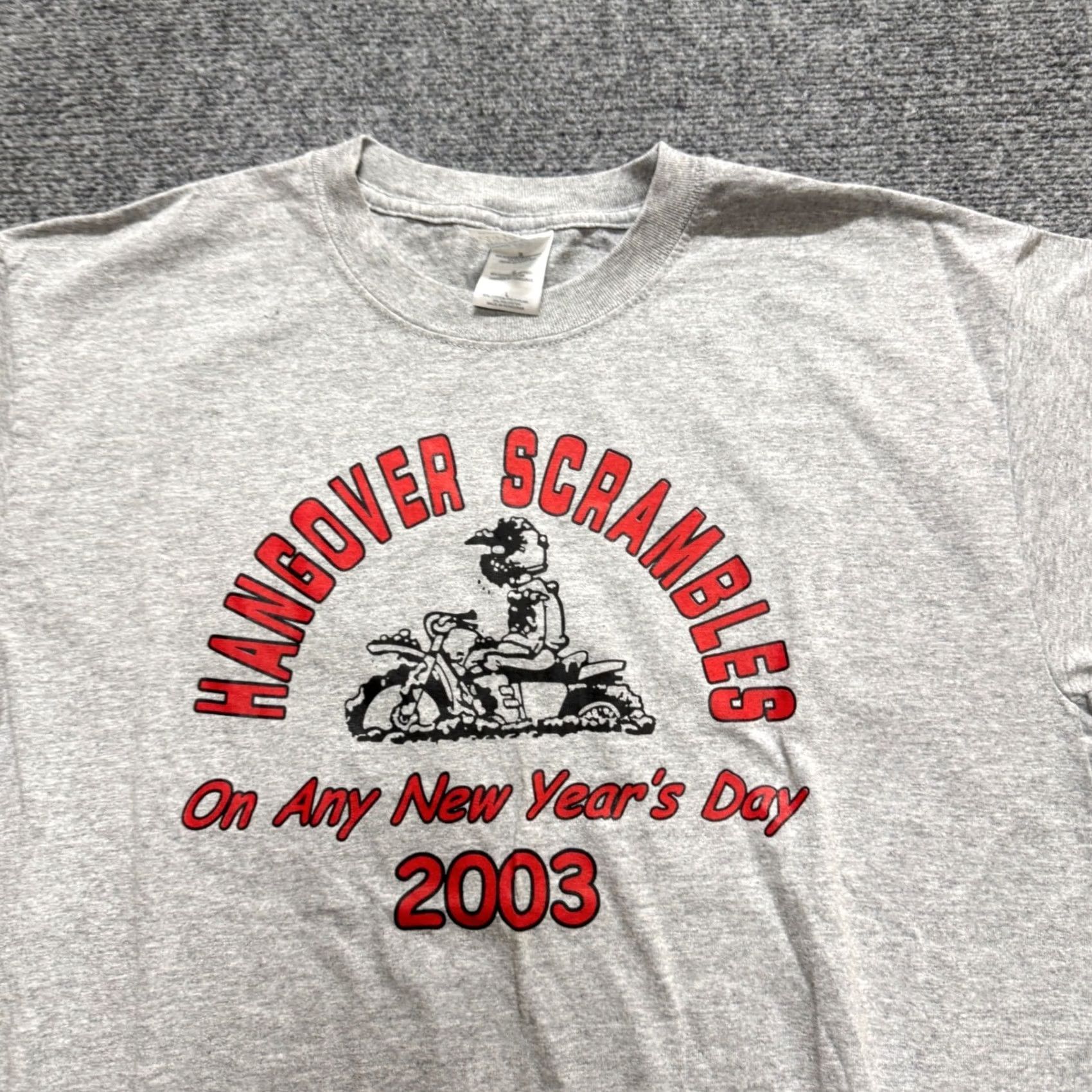 Vintage VINTAGE Hangover Scramble T-shirt Mens L Grey Y2K 90s Gildan Ultra Blend Shirt Men's Large Grey 90s Vintage Scramble T-shirt Mens L Grey Size US L / EU 52-54 / 3 - 6 Thumbnail