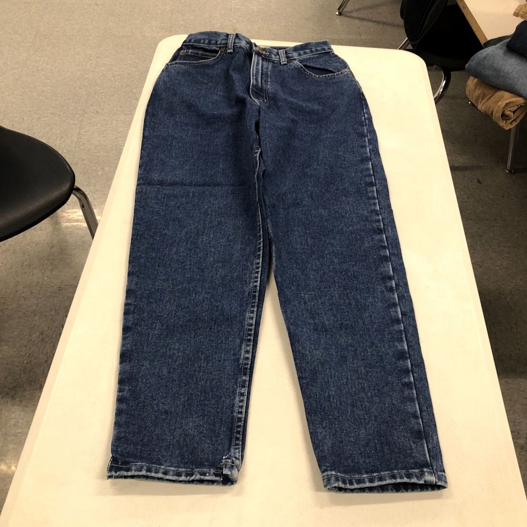 Vintage St. John's Bay Jeans Straight Leg Women's Denim High Rise Dark Wash size 8 Regular 26x27 Cotton 100% Blue Tapered City 90s Mens Women Girls Men Size 30" / US 8 / IT 44 - 4 Thumbnail