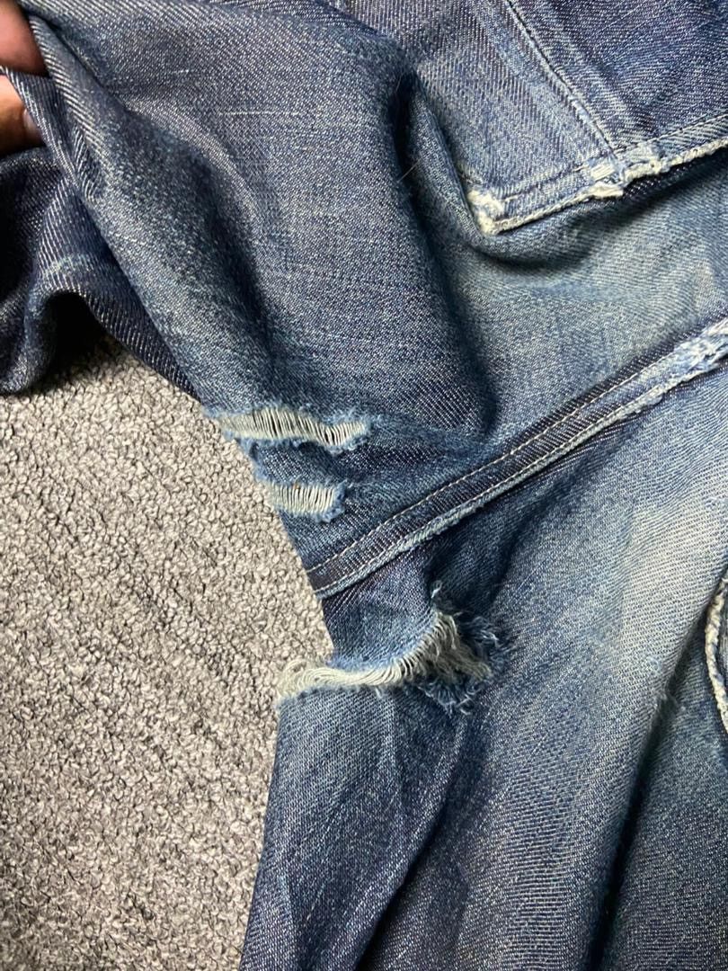 Takeo Kikuchi Takeo Kikuchi Distressed Denim Jeans (153) Size US 33 - 3 Thumbnail