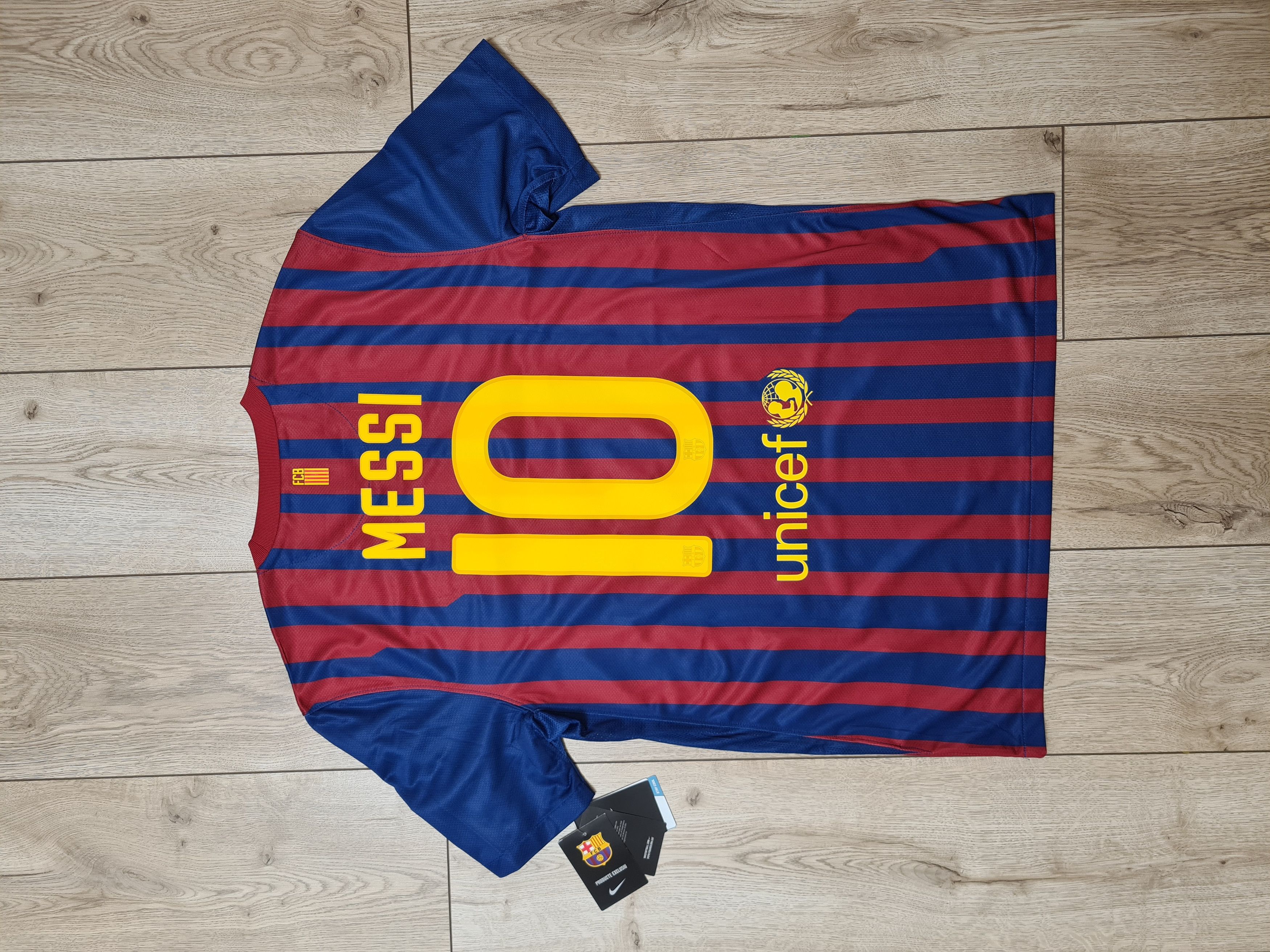 Nike BARCELONA 2011 2012 MESSI NEW HOME FOOTBALL SOCCER JERSEY | Grailed