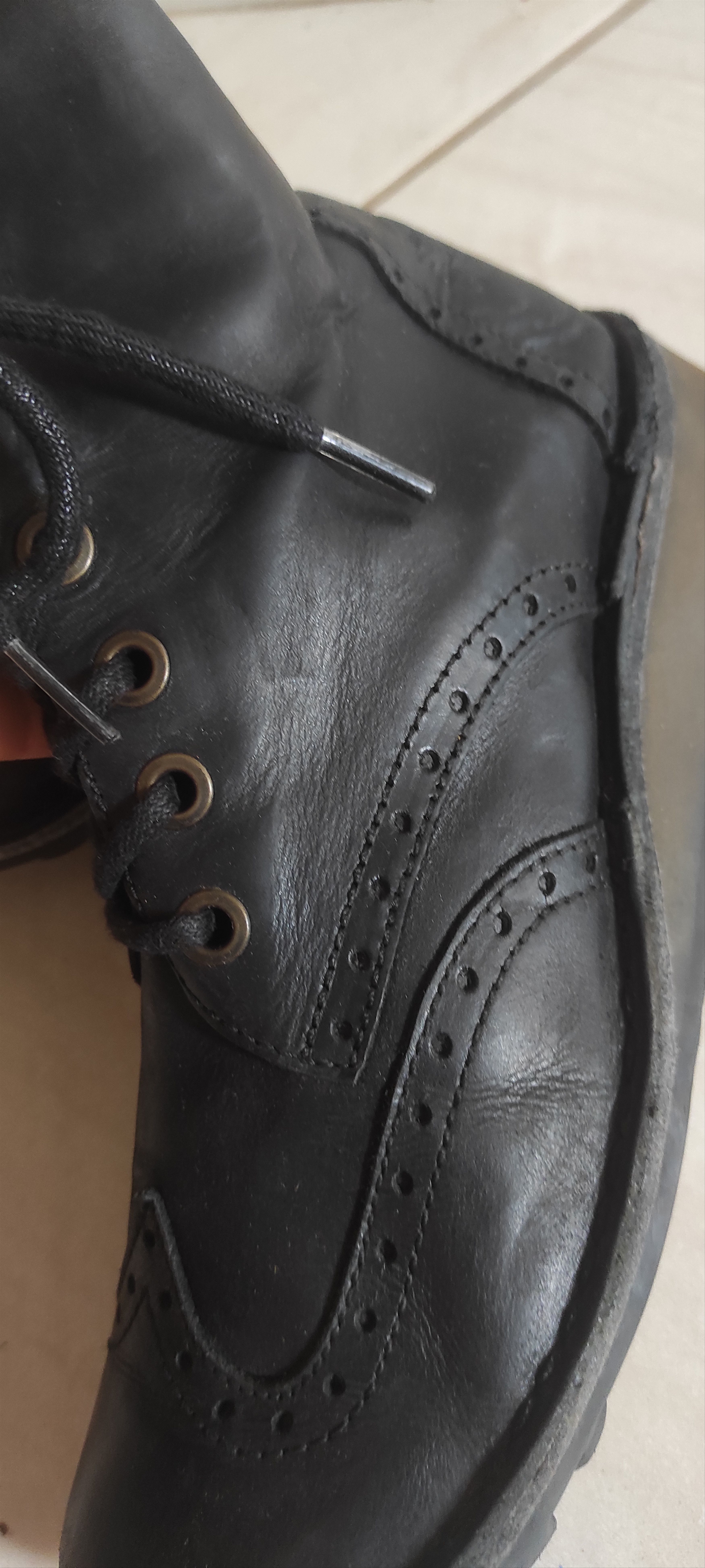 Fly London FLY LONDON Leather Brogue Low-wedge Lace-up ankle Boots Size US 9 / IT 39 - 14 Thumbnail