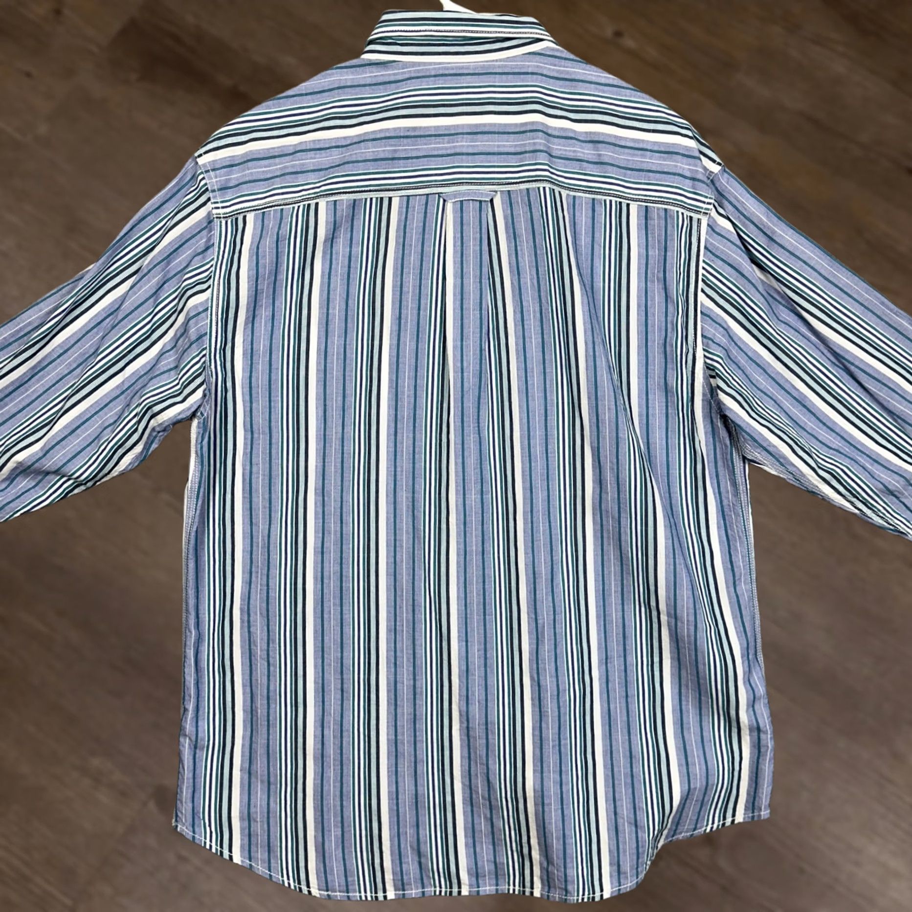 Tommy Bahama VINTAGE can be ignored for accuracy; Tommy Bahama JEANS Striped Shirt Button-Down Long Sleeve Mens Large Blue Cambridge Pocket Stretch EUC Size US L / EU 52-54 / 3 - 1 Thumbnail