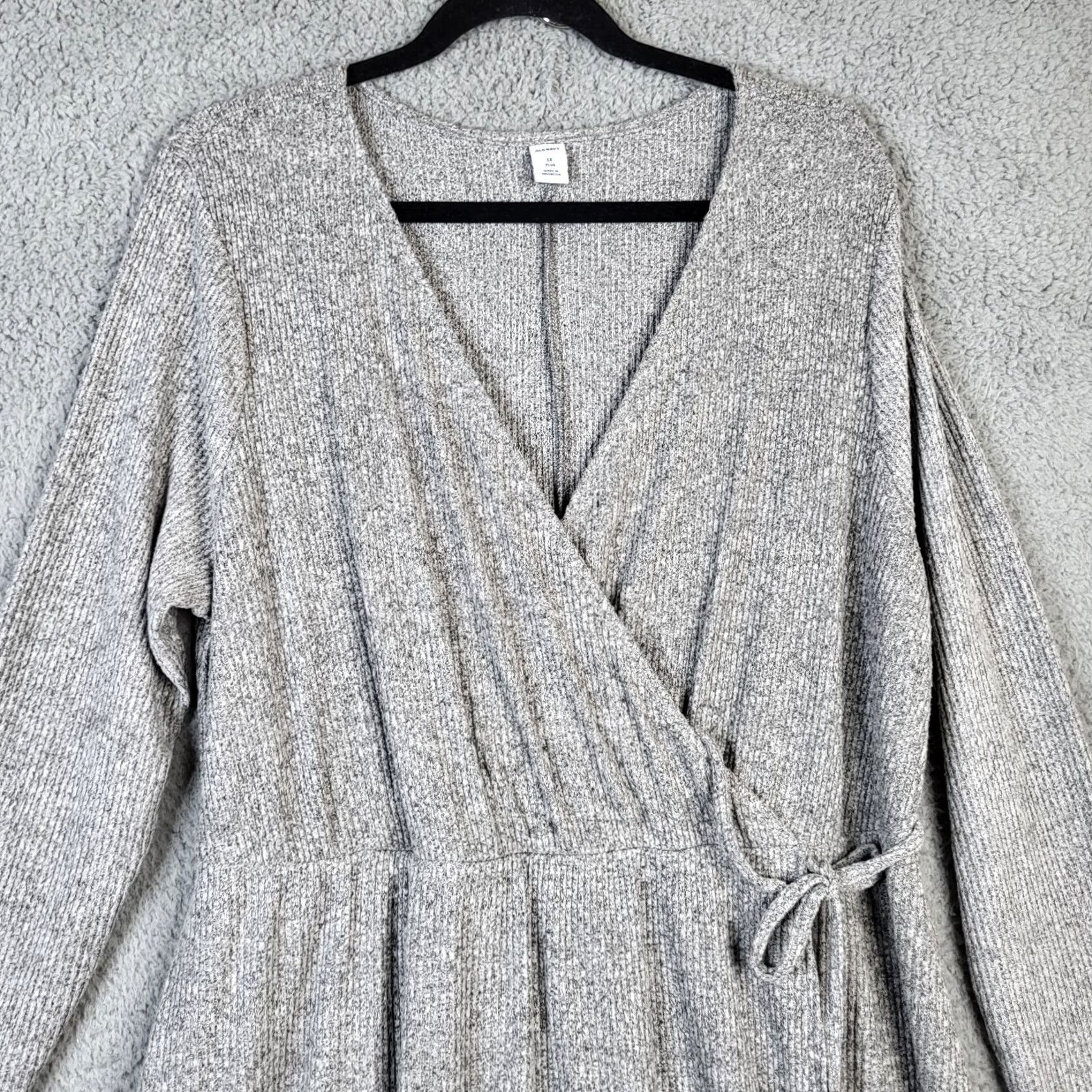 Old Navy Old Navy Dress Ribbed V-Neck Wrap Long Sleeve 1X Gray Solid Women’s Short Above the Knee New Size XL / US 12-14 / IT 48-50 - 2 Thumbnail