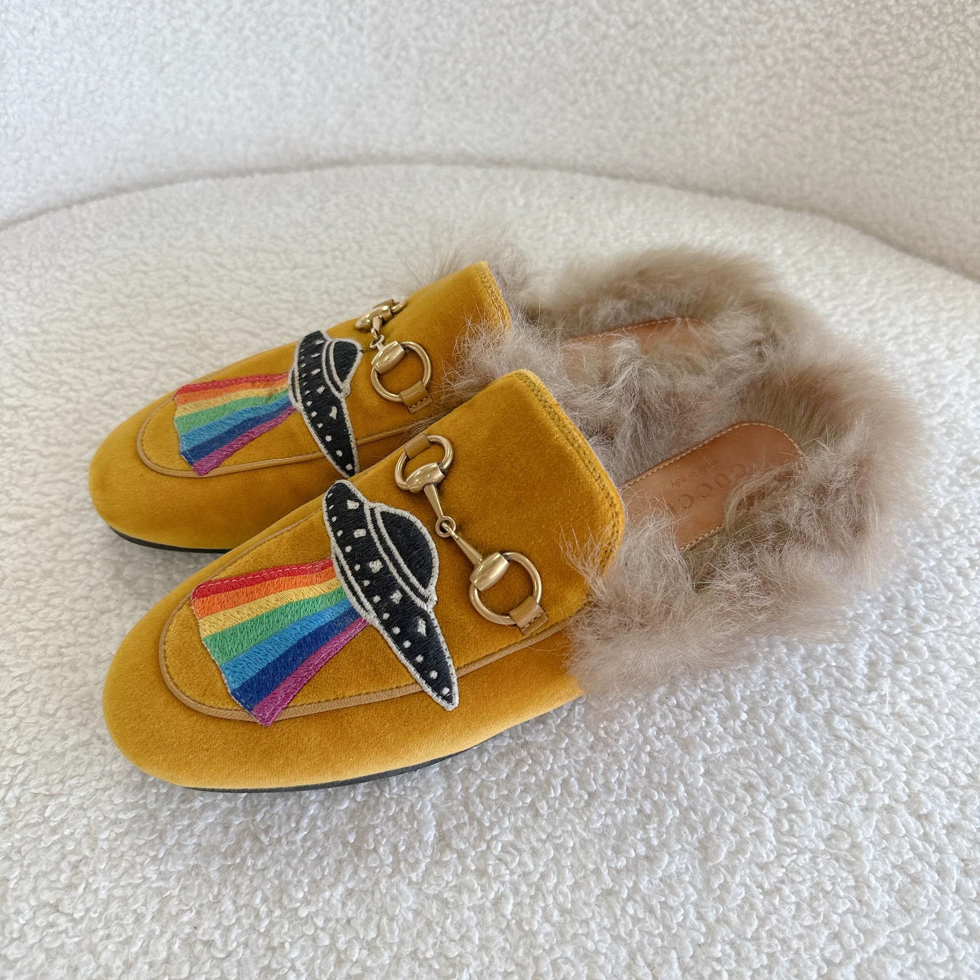 Gucci Gucci Horsebit Fur Slippers EU 35 6964 Size US 4.5 / IT 34.5 - 1 Thumbnail