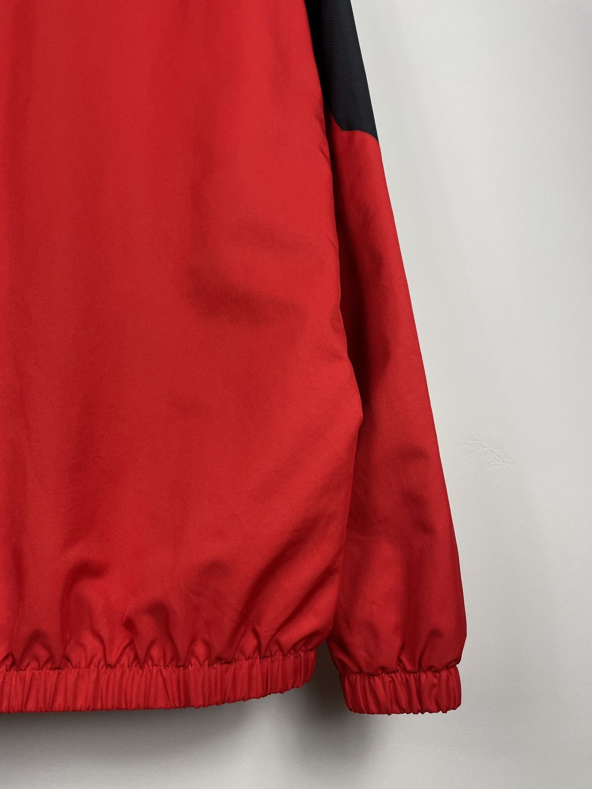 New Balance 2015 Liverpool Player Presentation Soccer Jacket Size US L / EU 52-54 / 3 - 19 Thumbnail