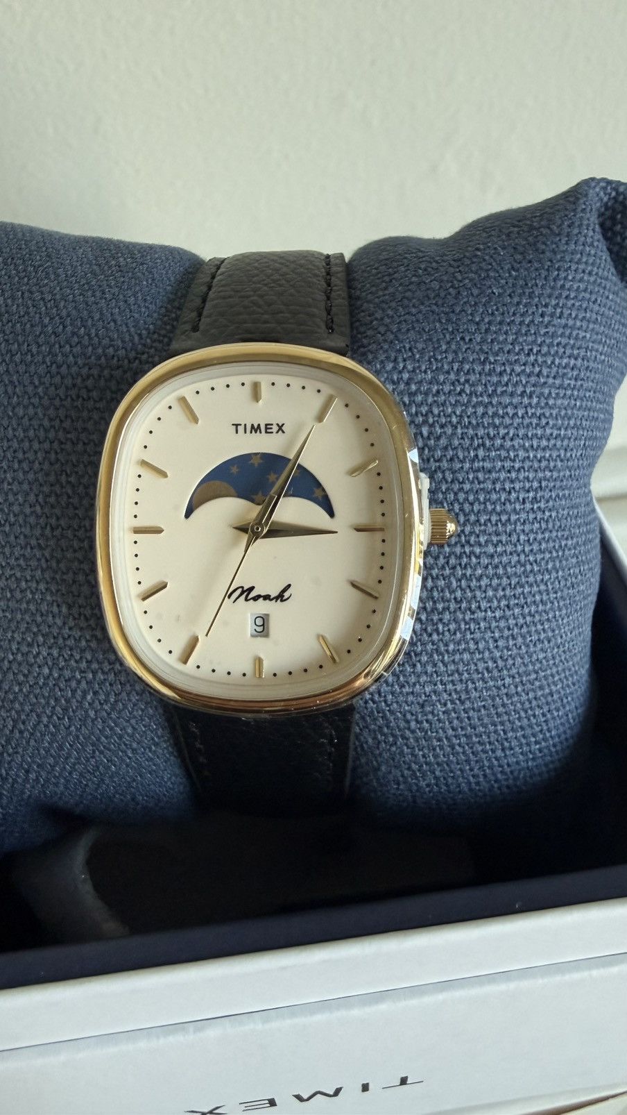 Noah Noah X Timex Oval Moon Phase Watch Size ONE SIZE - 1 Thumbnail