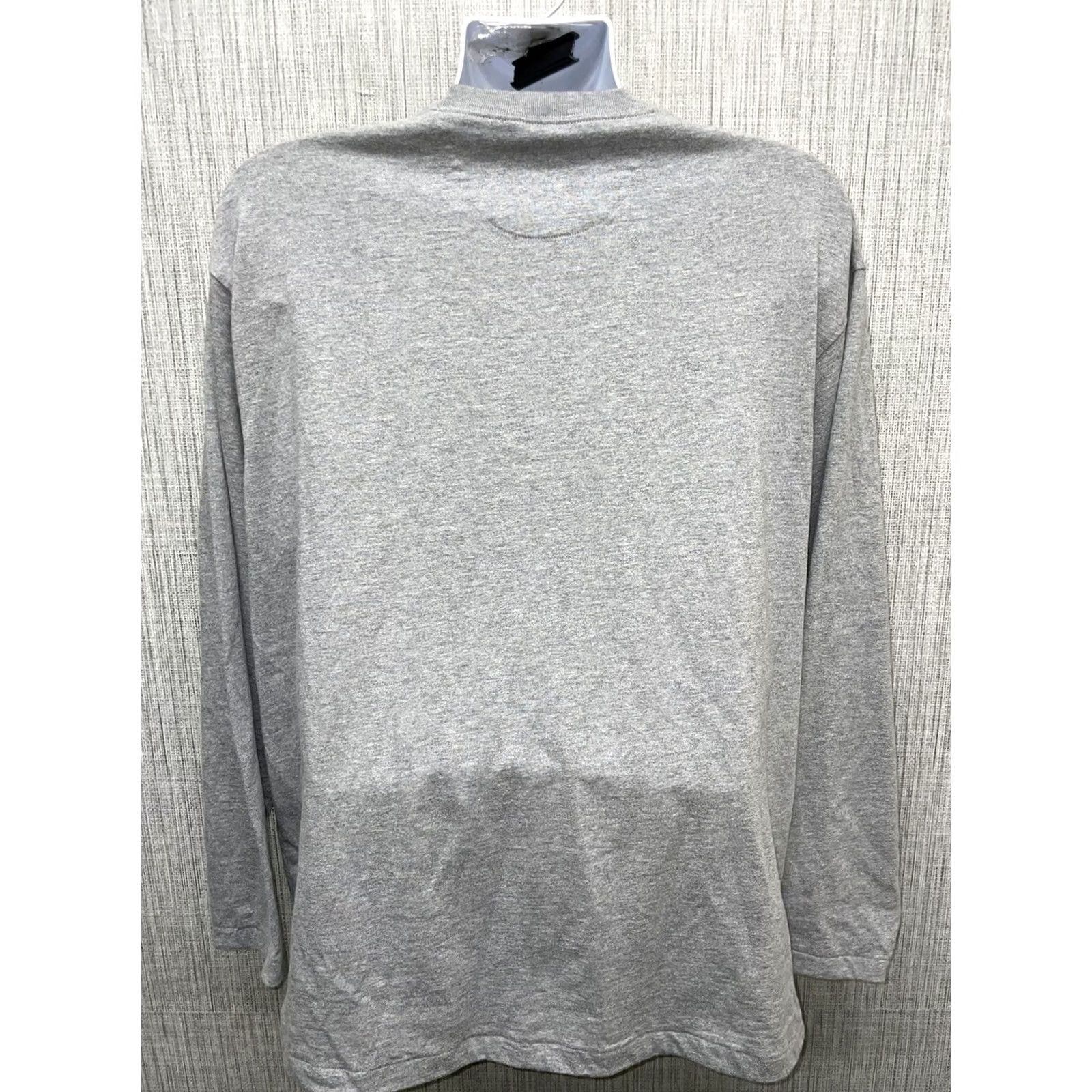 Duluth Trading Company Duluth Trading Co Relaxed Fit Longtail T Grey Henley Long Sleeve Pocket Tee Mens L Gray Pocket Tee Shirt Mens Size US L / EU 52-54 / 3 - 4 Thumbnail