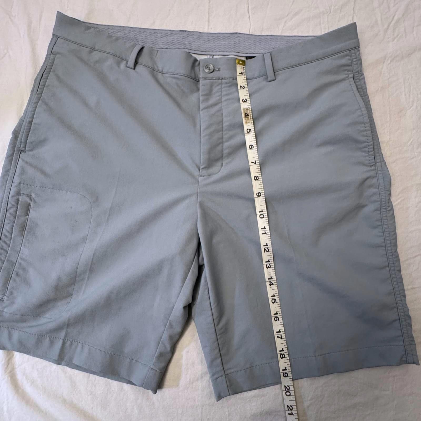 Greg Norman Greg Norman Mens Golf Shorts Size 38 Aqua Flat Front Size US 38 / EU 54 - 9 Thumbnail