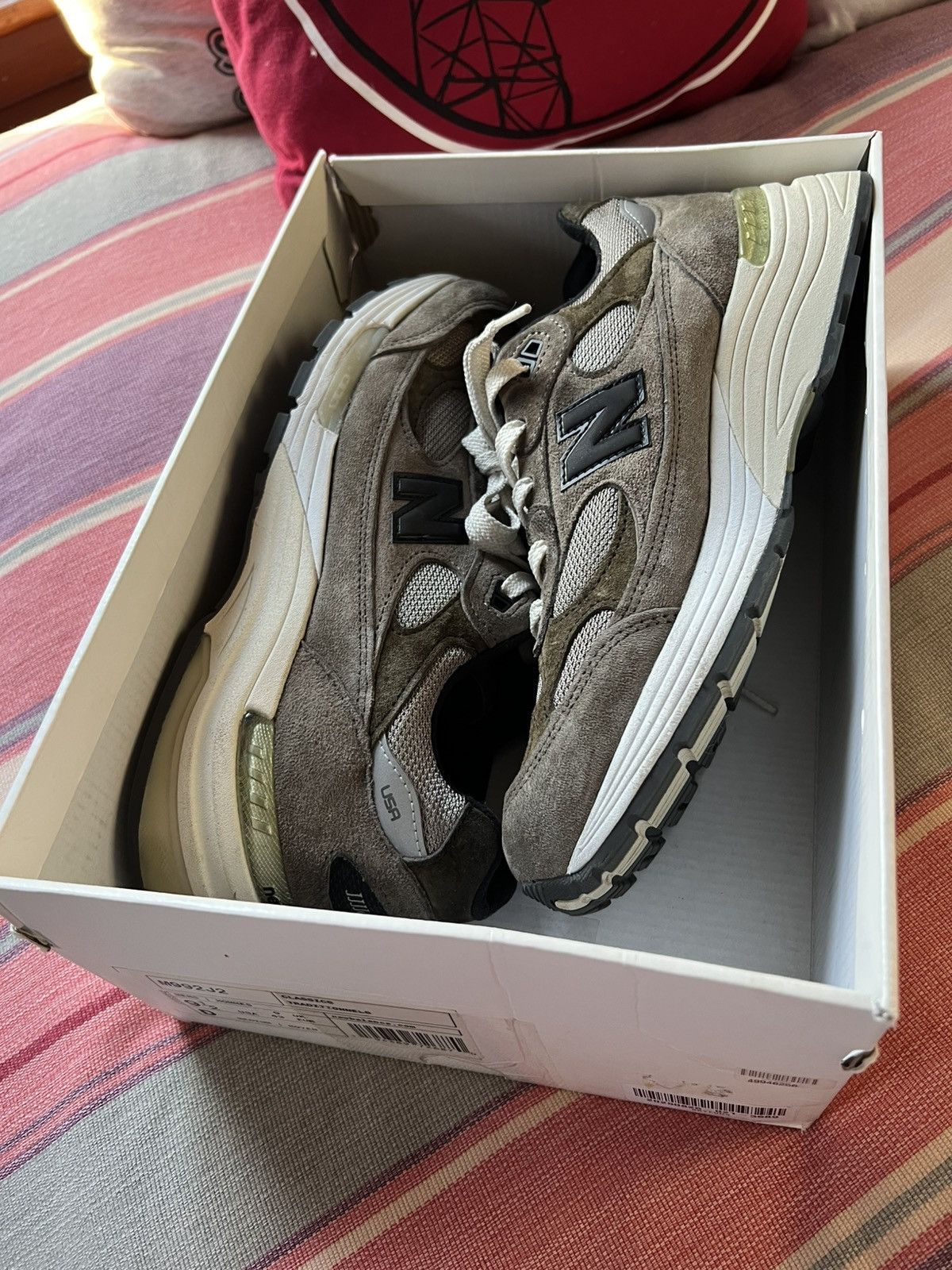 JJJJound × New Balance New Balance 992 JJJJound Grey - M992J2 Size US 9.5 / EU 42-43 - 19 Thumbnail