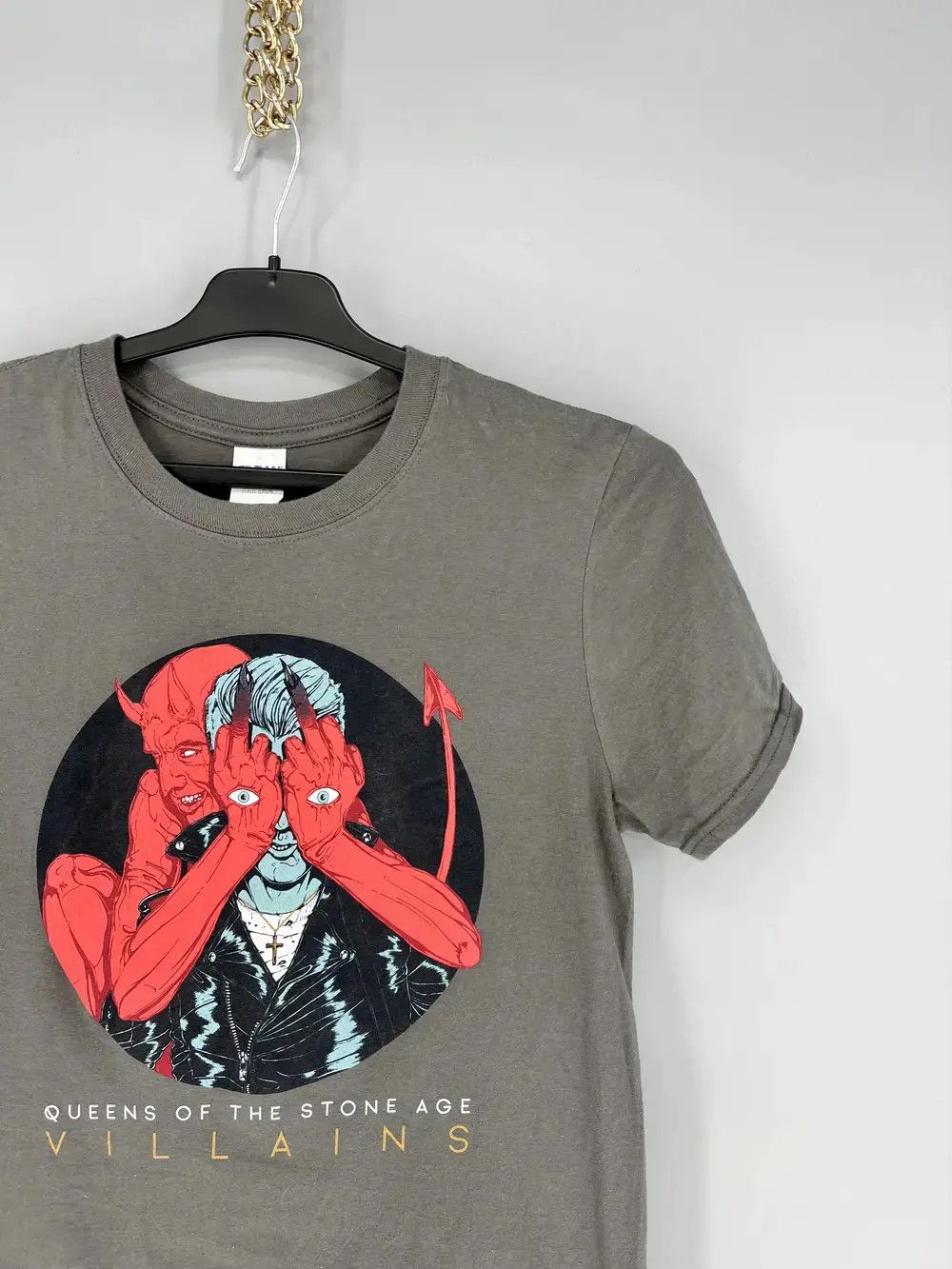 Band Tees × Vintage Vintage Queens Of The Stone Age Villains Tour Shirts Size US S / EU 44-46 / 1 - 5 Thumbnail