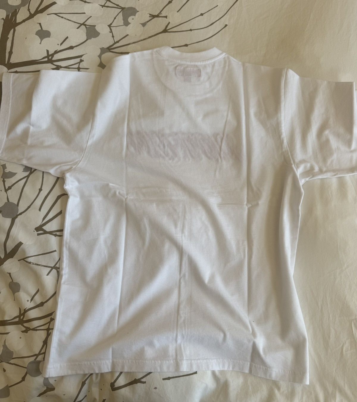 Supreme SUPREME Script logo white/pink Tee size M (STEAL) Size US M / EU 48-50 / 2 - 3 Thumbnail