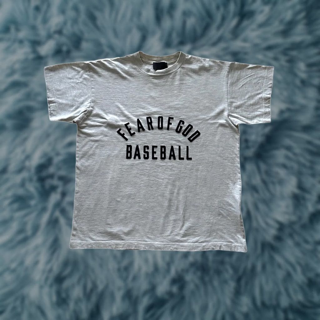Fear of God FEAR OF GOD T-Shirt Gray Oversized Mens XS Chest 22 Length 25.75 And Blue Letters Vintage? Size US XS / EU 42 / 0 - 1 Thumbnail