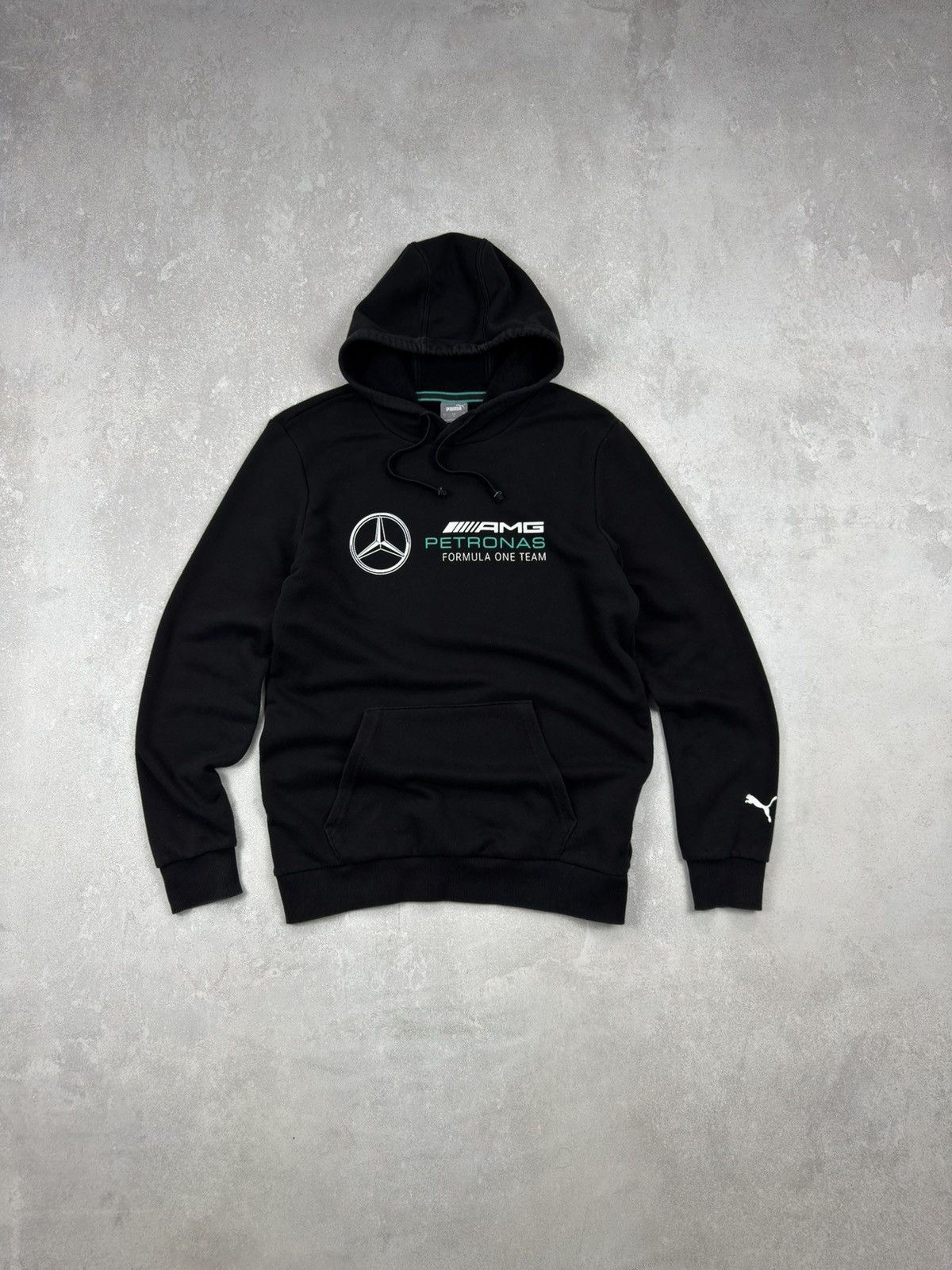 Puma Puma Mercedes-AMG Petronas F1 Team Black Racing Hoodie Size US S / EU 44-46 / 1 - 1 Thumbnail
