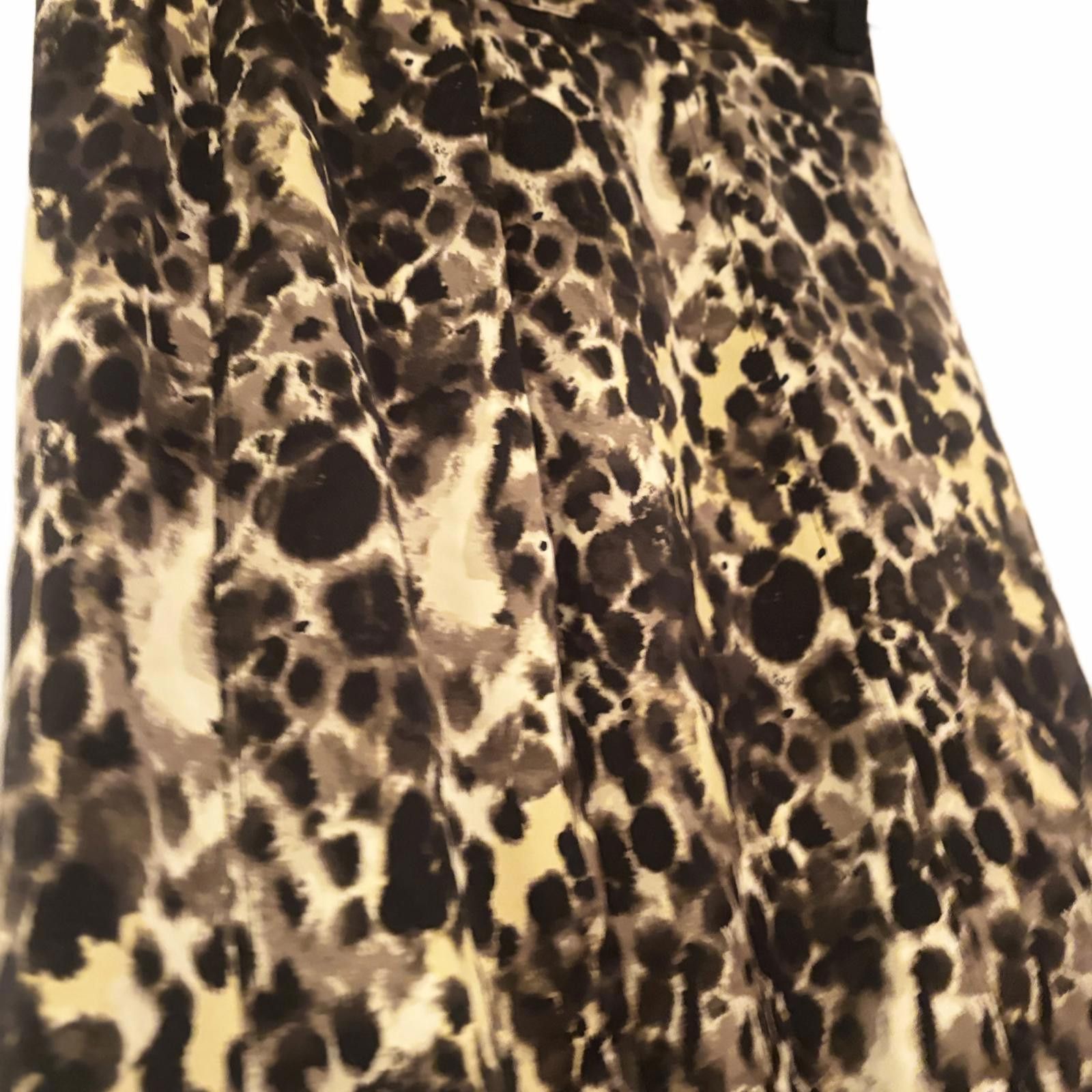 Urban Outfitters Urban Outfitters Leopard Print Maxi Skirt Size 26" / US 2 / IT 38 - 3 Thumbnail