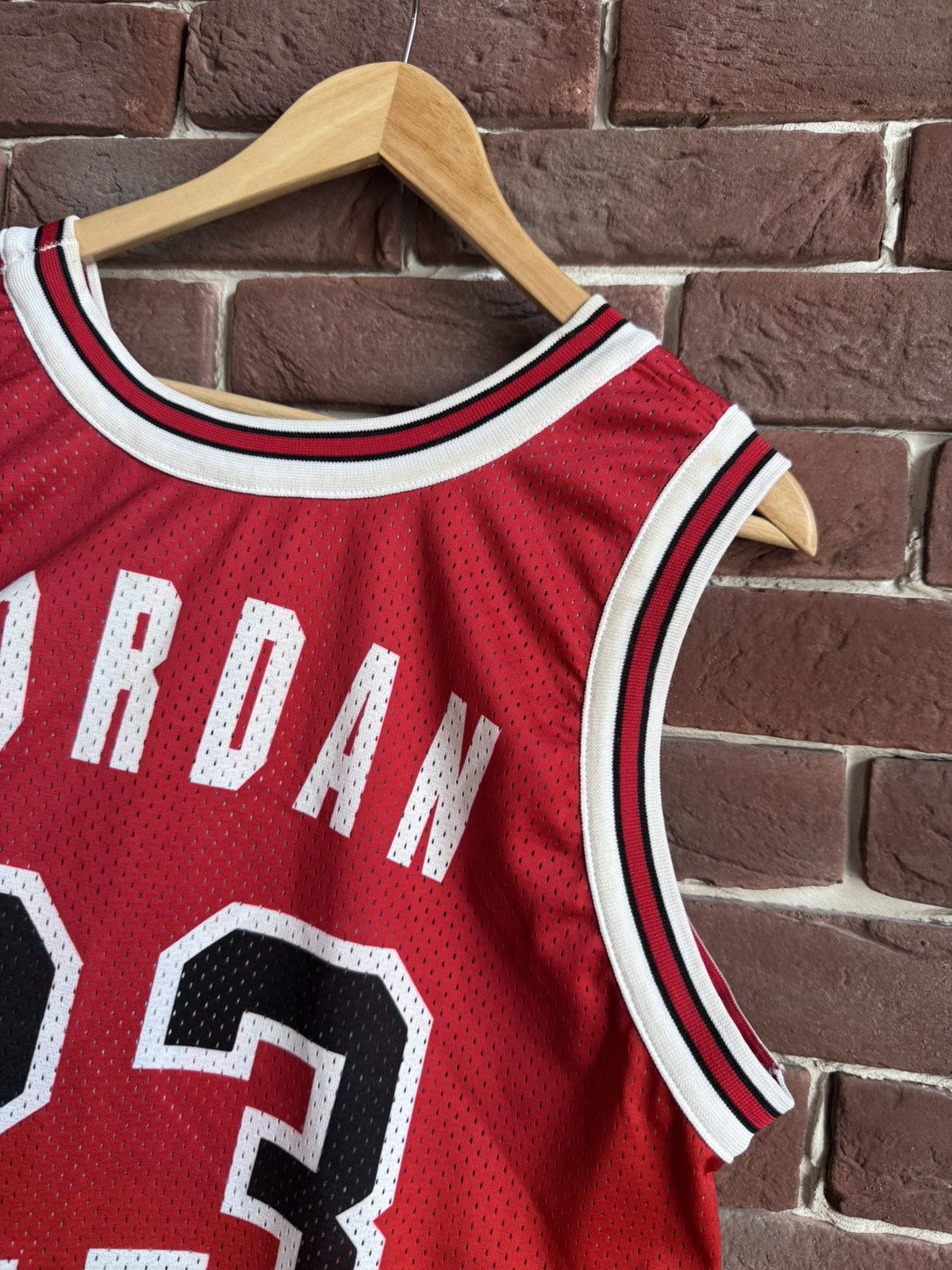 NBA Vintage Champion Chicago Bulls Basketball NBA Jersey Jordan Size US L / EU 52-54 / 3 - 14 Thumbnail