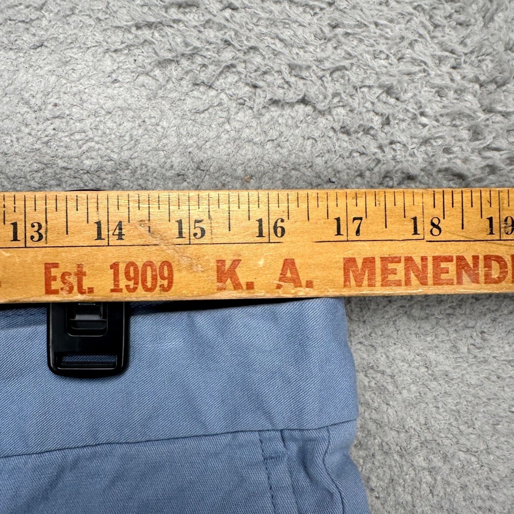 Old Navy Old Navy Built-In Flex Mens Slim Khakis Shorts 34 Light Blue Flat Front Stretch Khakis Casual Pockets Denim? No Size US 34 / EU 50 - 6 Thumbnail